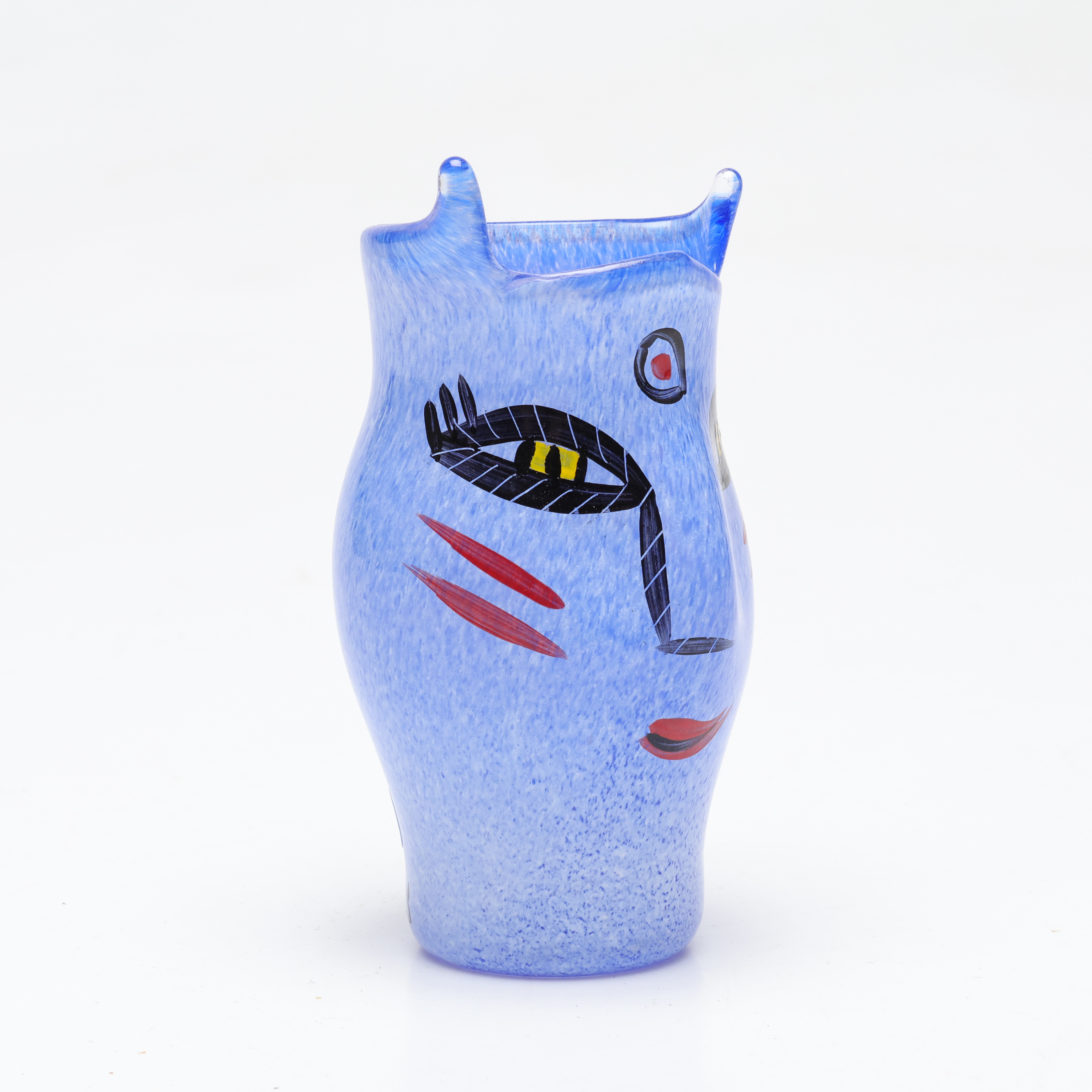 ULRICA HYDMAN-VALLIEN. vas, glas, "Open Minds", Kosta Boda, signerad.