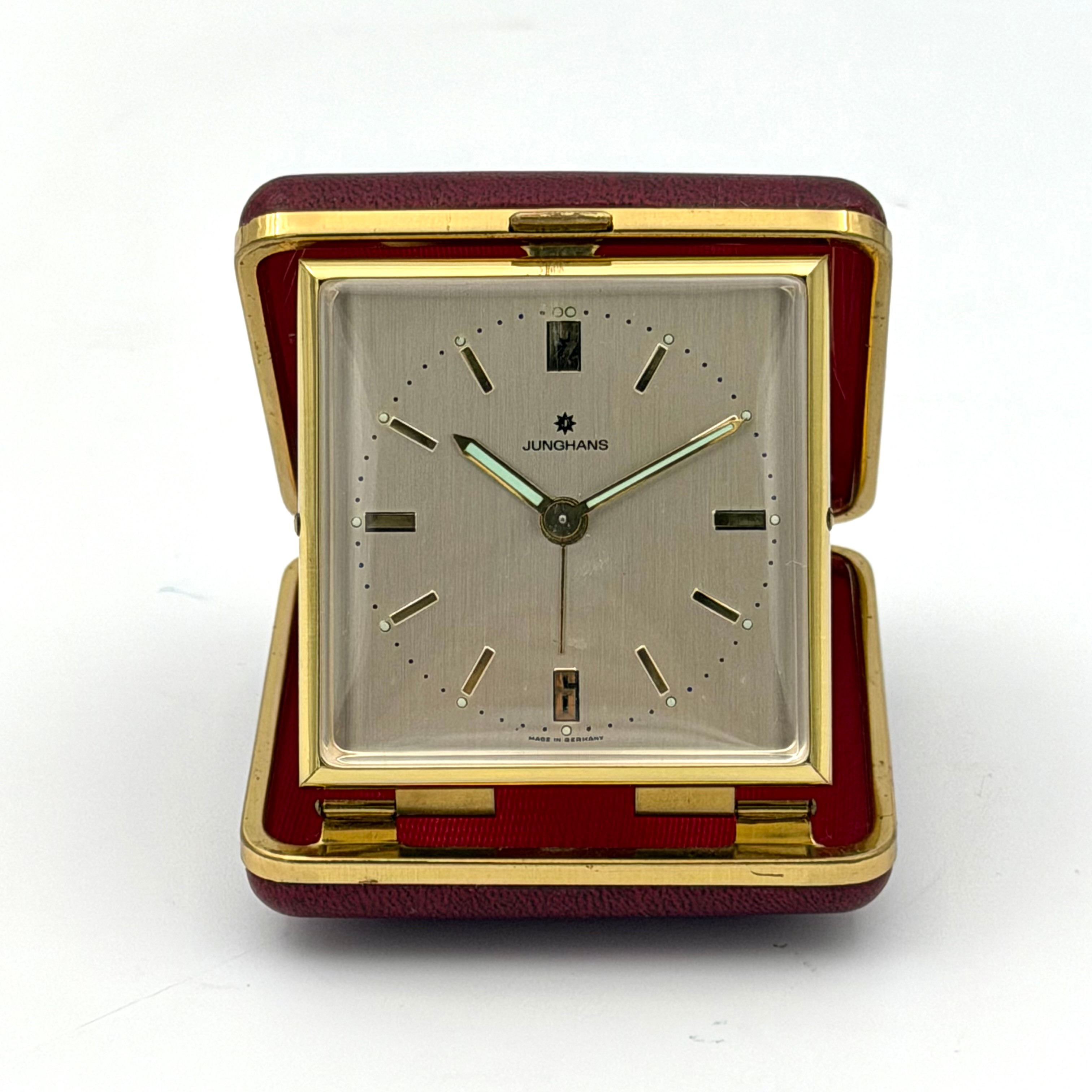 JUNGHANS, reseur, 1960-tal, manuell, alarm, urtavla med 6/12 samt stavindex, boett i mässing, ihopfällbart läderbeklätt fodral, originalbox med garantibevis.