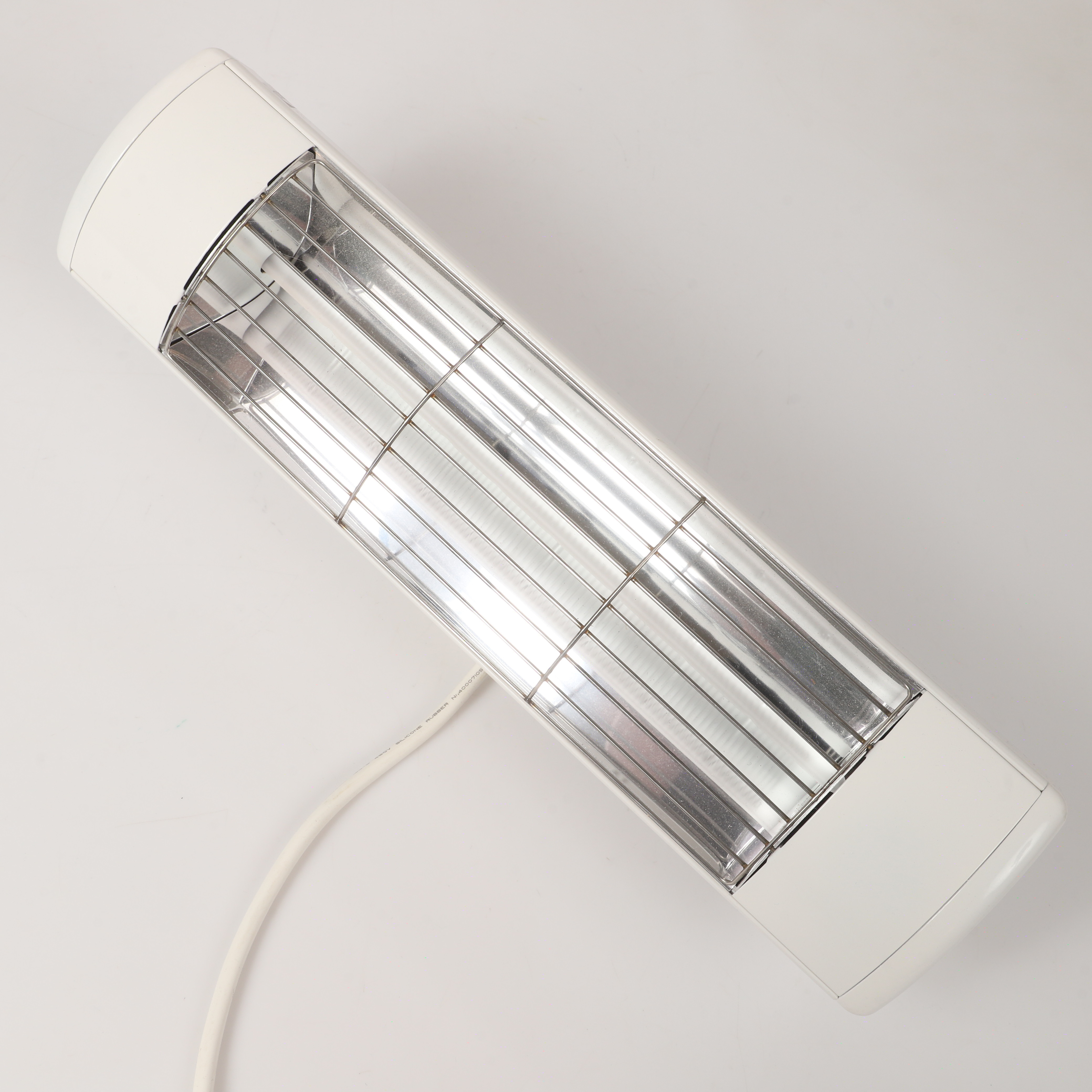 VÄRMELAMPA, modell HLW15, HeatLight Technology.