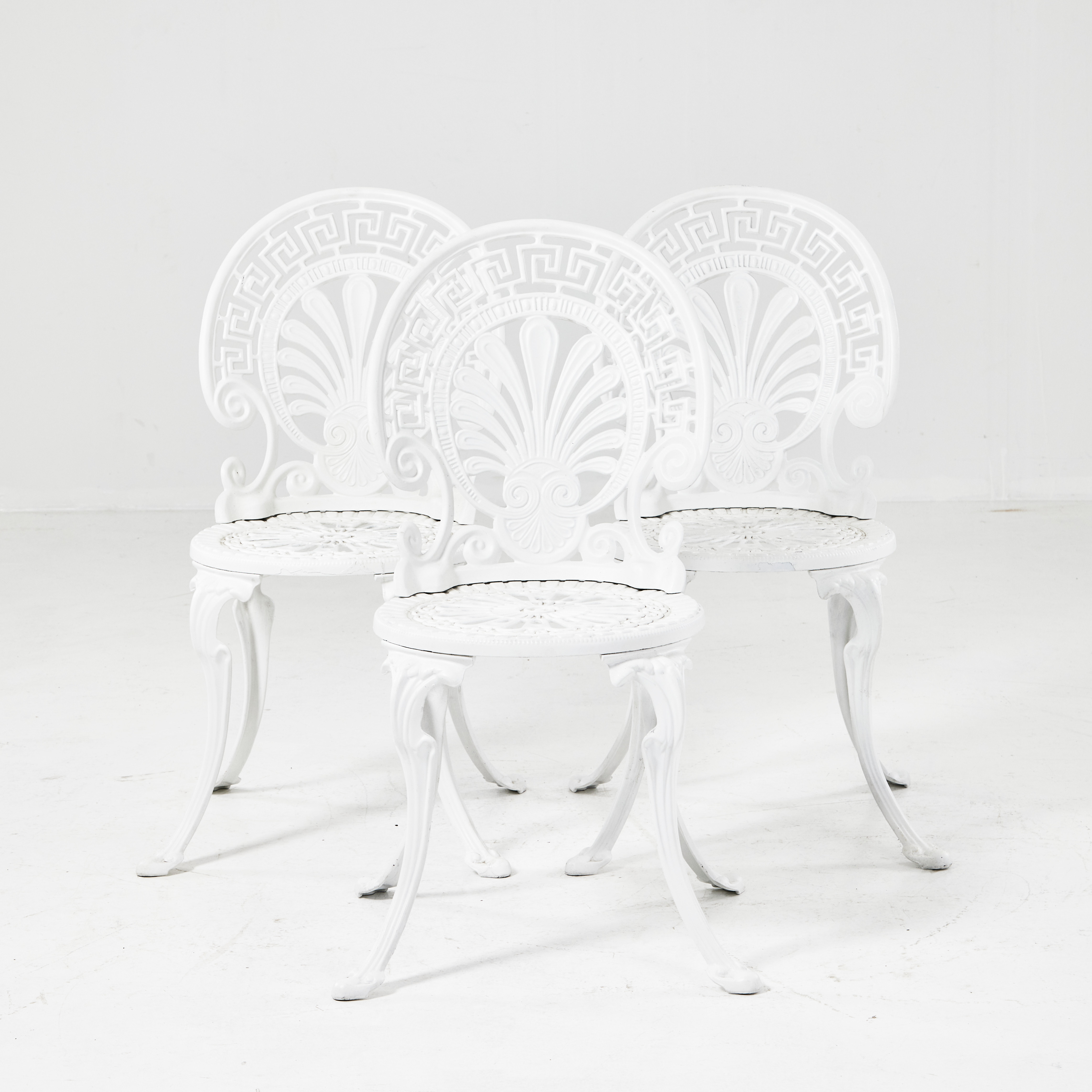TRÄDGÅRDSSTOLAR, 3 stycken, vitmålad aluminium.