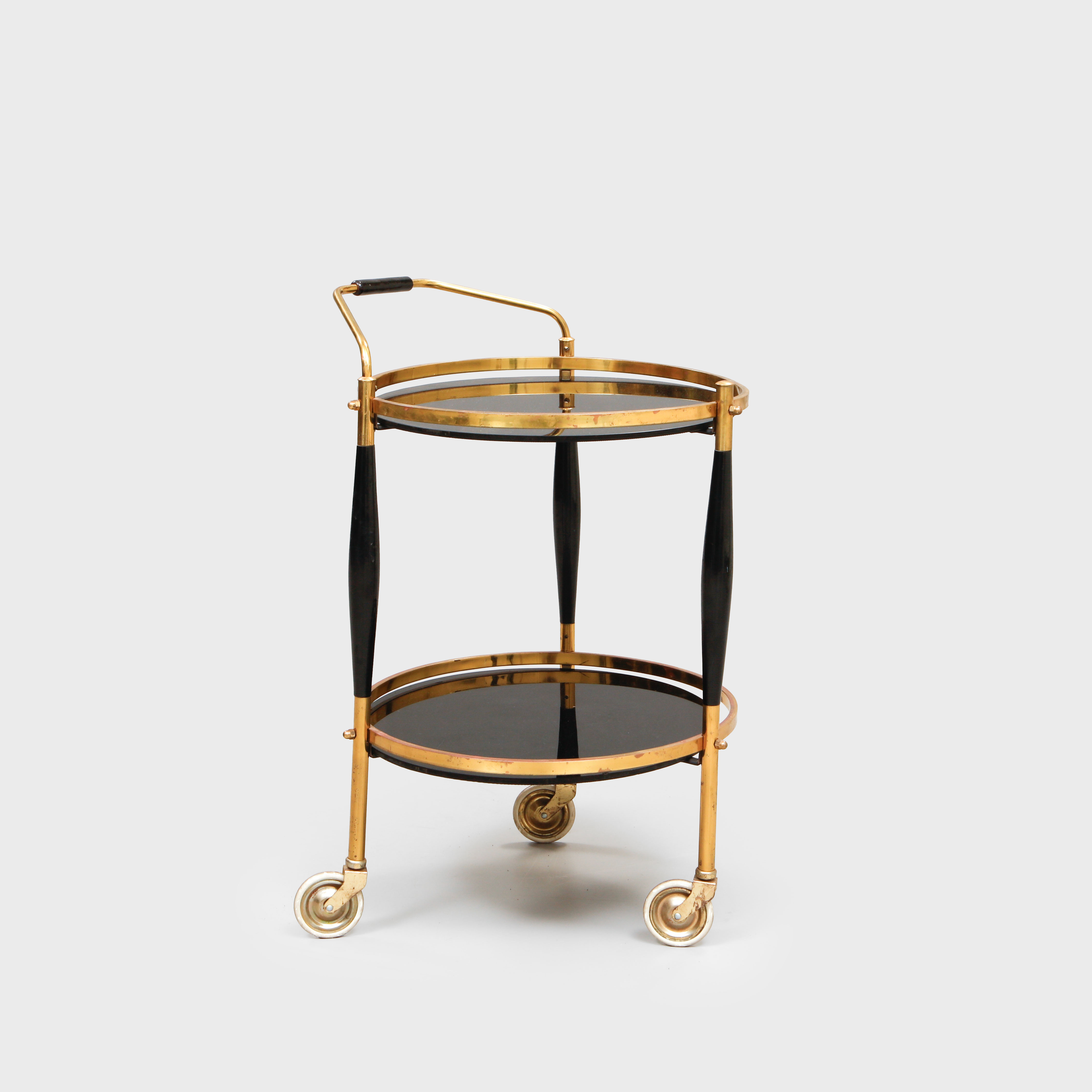 SERVERINGSVAGN, svart glas & mässing, 1900-talets mitt.