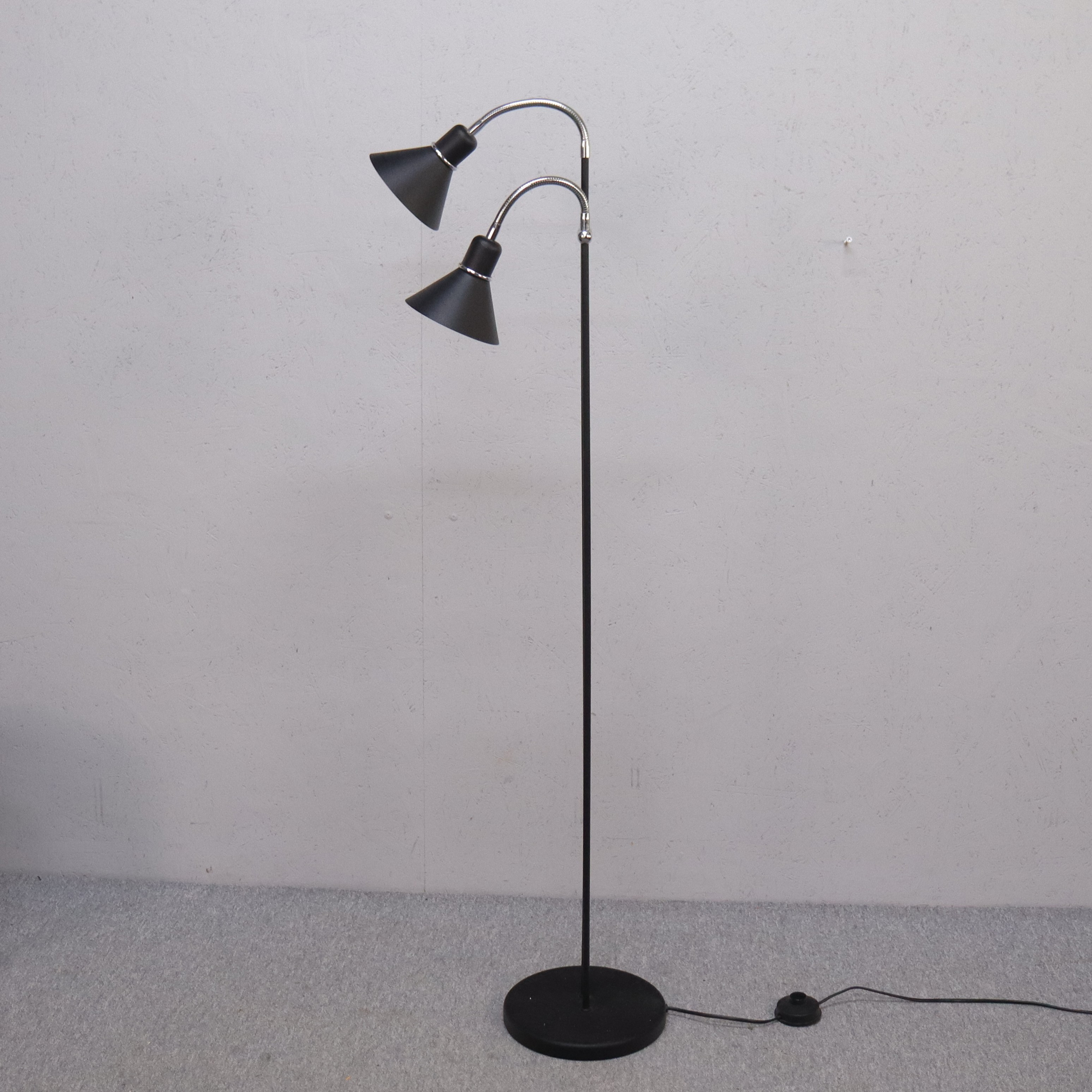 GOLVLAMPA, Belid typ G3355, metall.