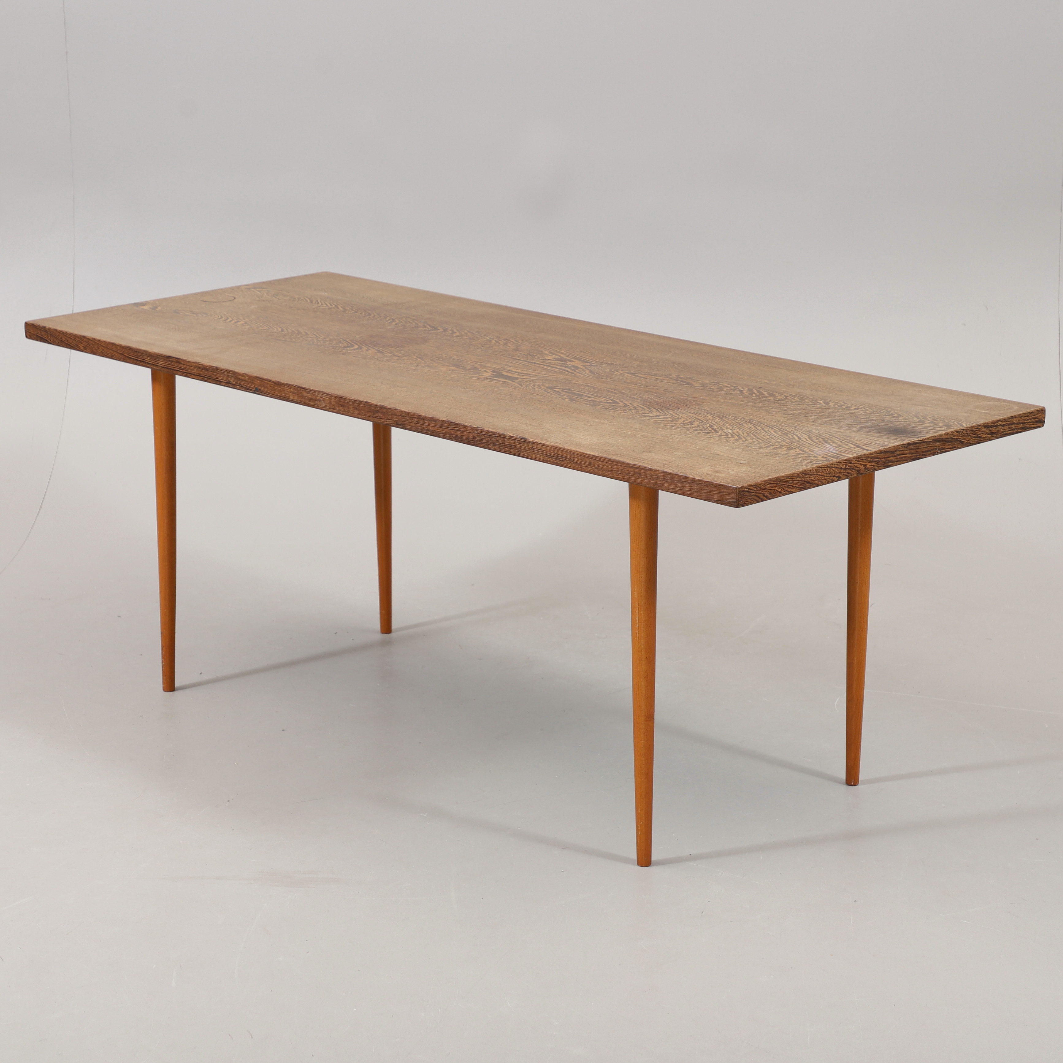 HANS J WEGNER. Soffbord, jakaranda/bok, Andreas Tuck, Danmark, 1900-talets andra hälft.