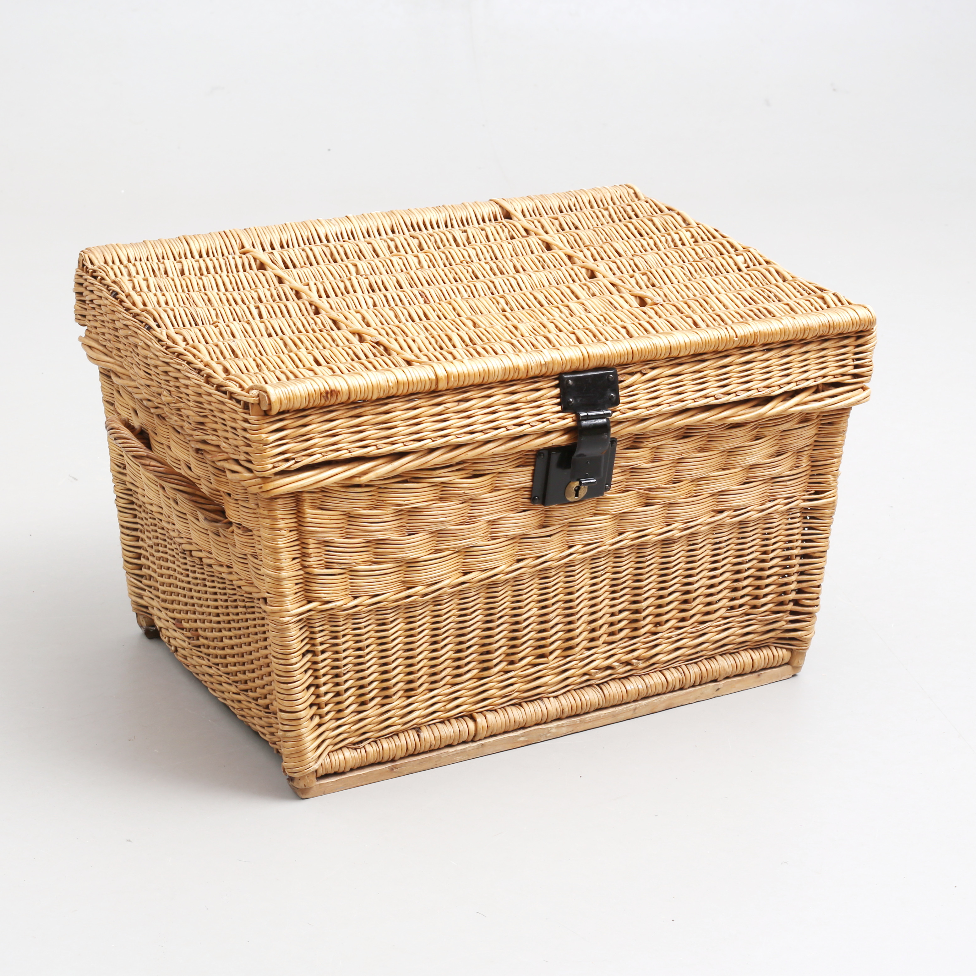 KISTA / KOFFERT, rotting, 1900-tal..