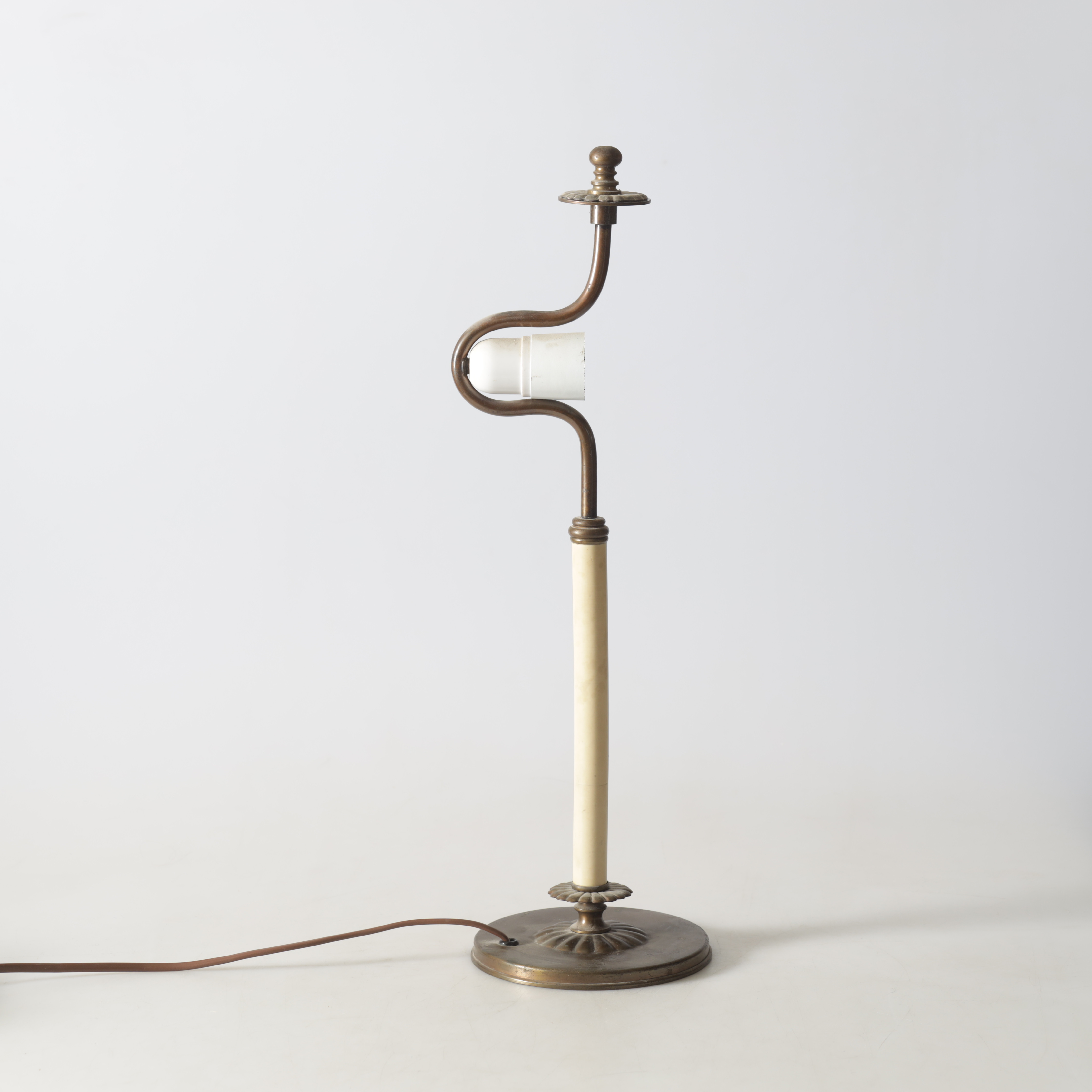 EINAR BÄCKSTRÖM. Bordslampa, NK, modell 1279, 1920/30-tal.