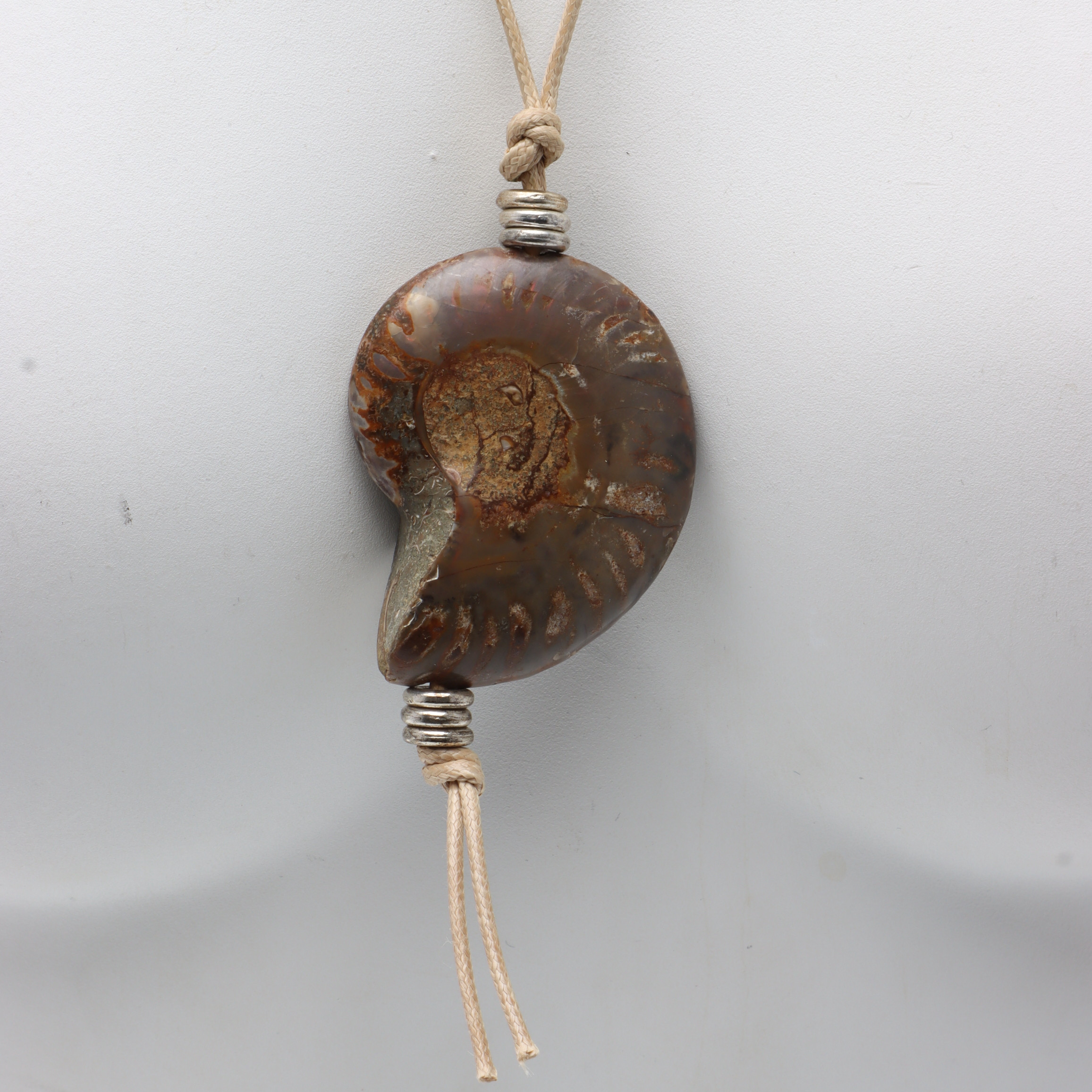COLLIER, amonit, rem i ekologiskt vaxat lin.