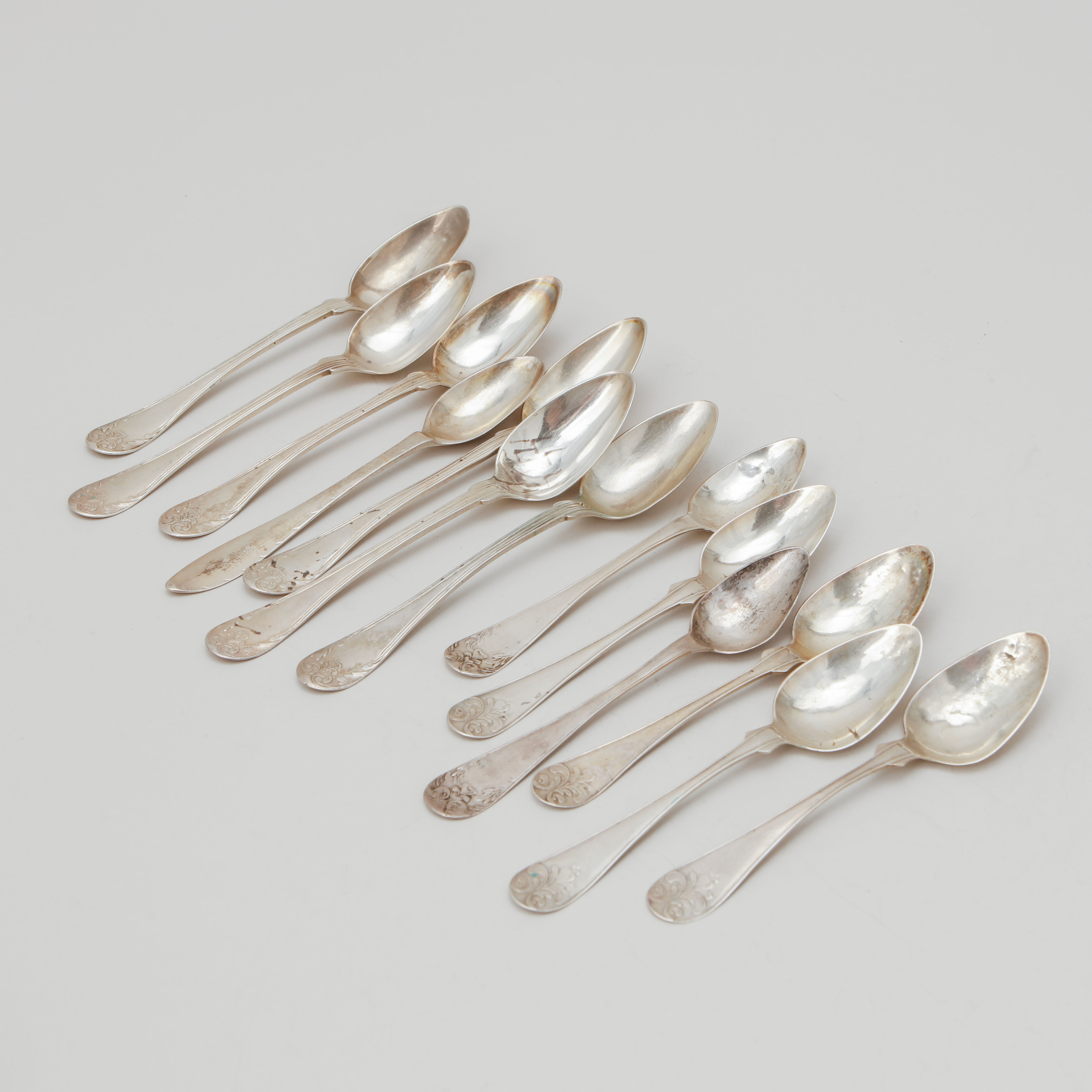 TESKEDAR, 13 st, silver, Sverige 1800-tal. Vikt ca 190 g.