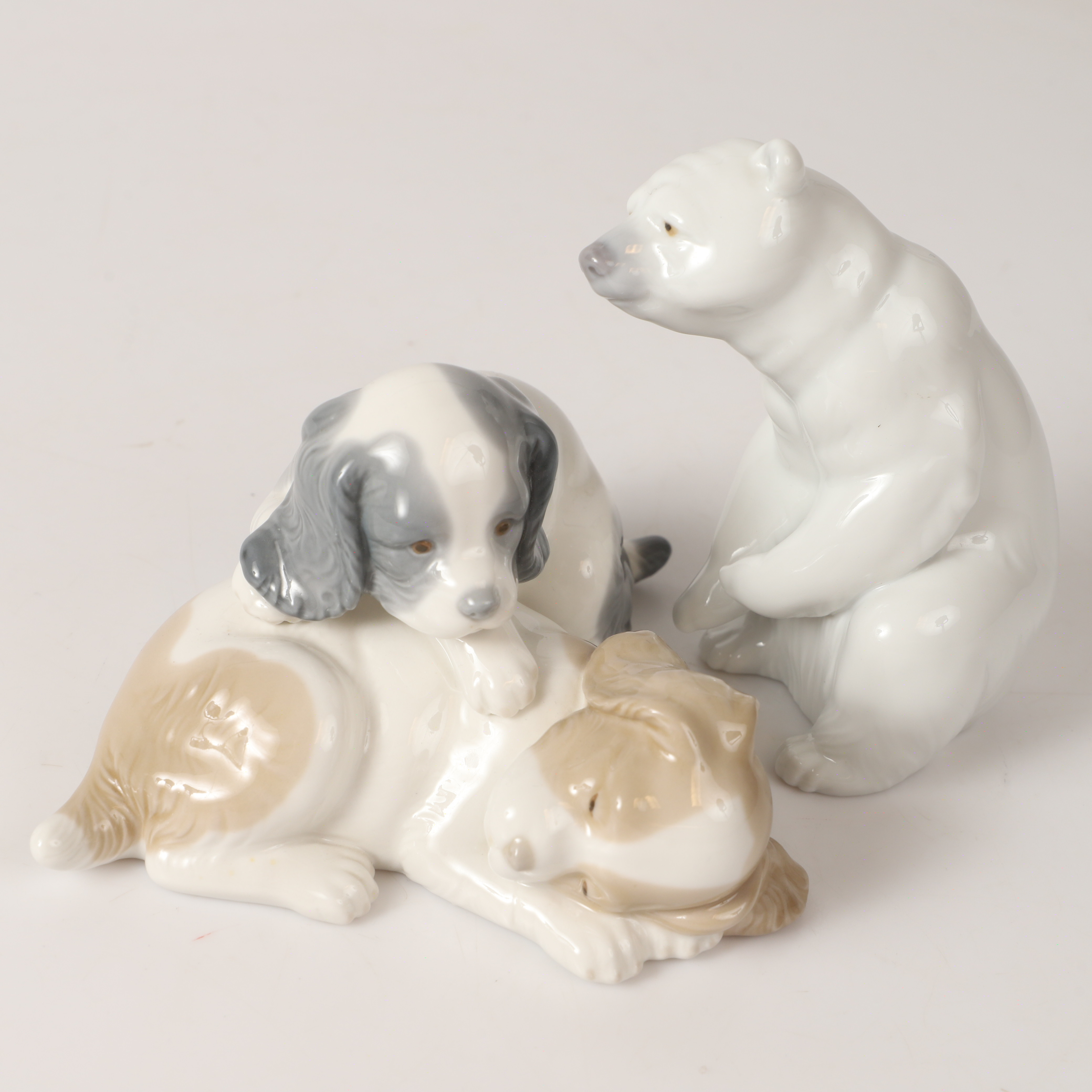 FIGURINER, 2 stycken, porslin, Nao samt Lladro, Spanien.