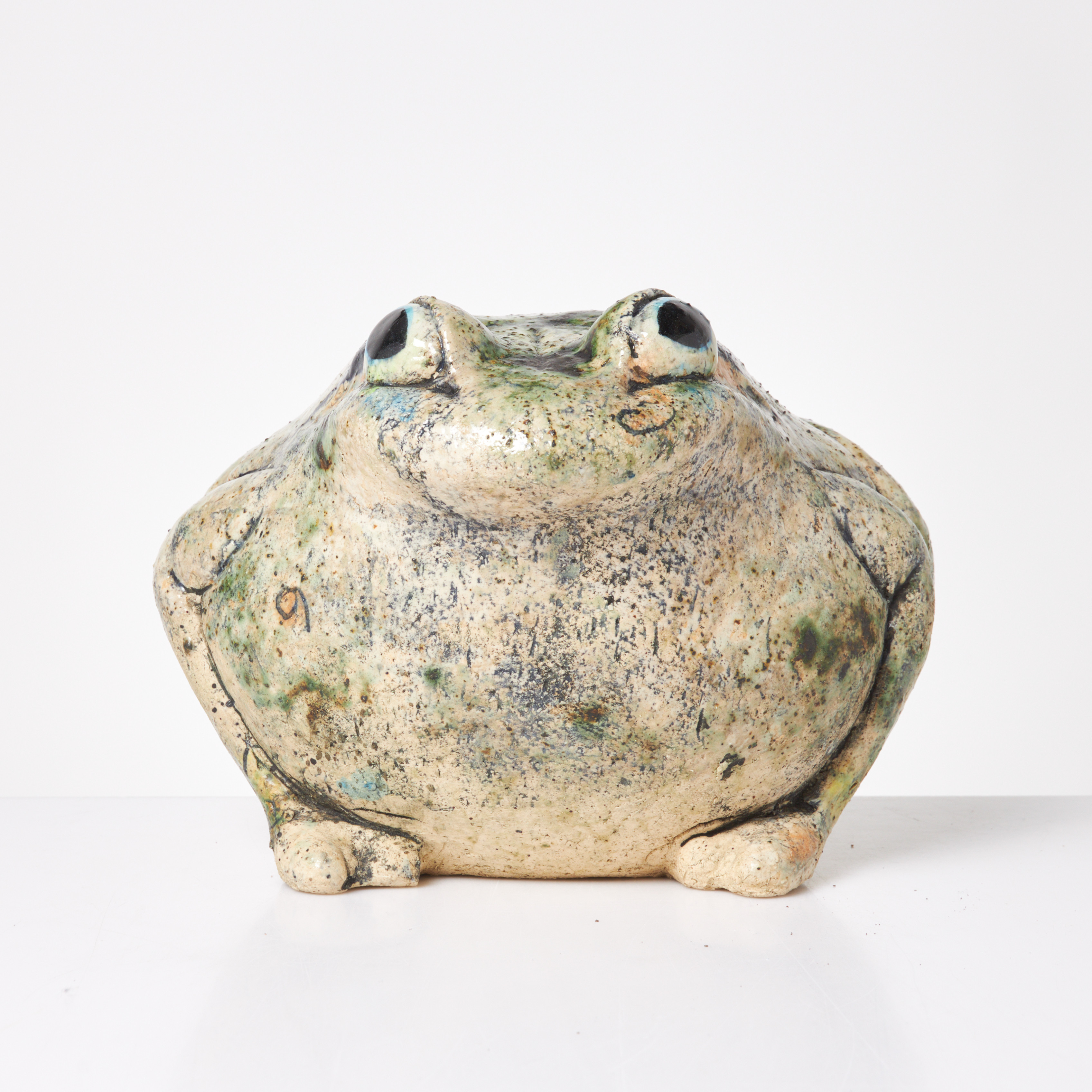 ANNA KARIN BOODE. Skulptur, i form av groda, monogramsignerad.