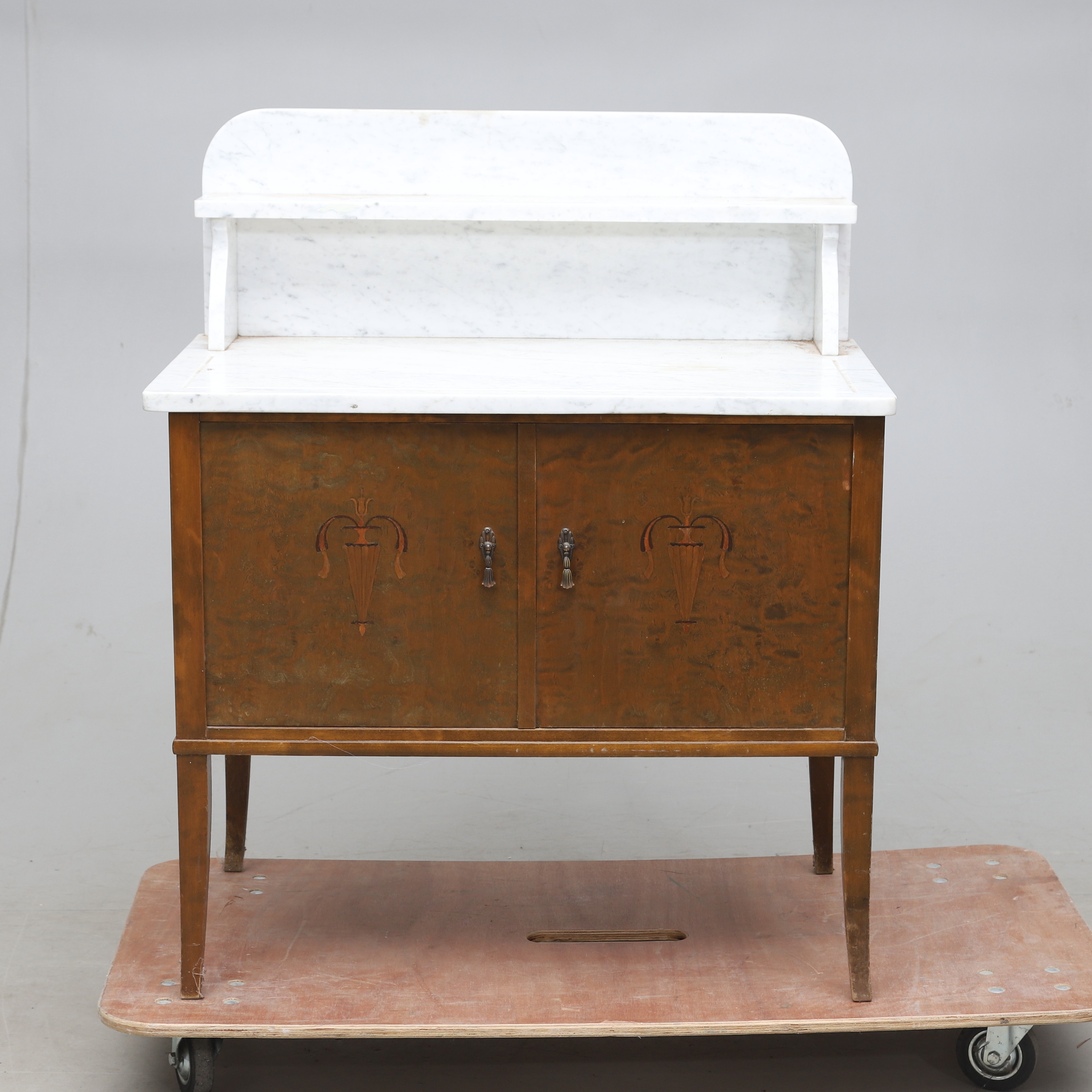 LAVOAR, marmor/björk, 1920-/30-tal.