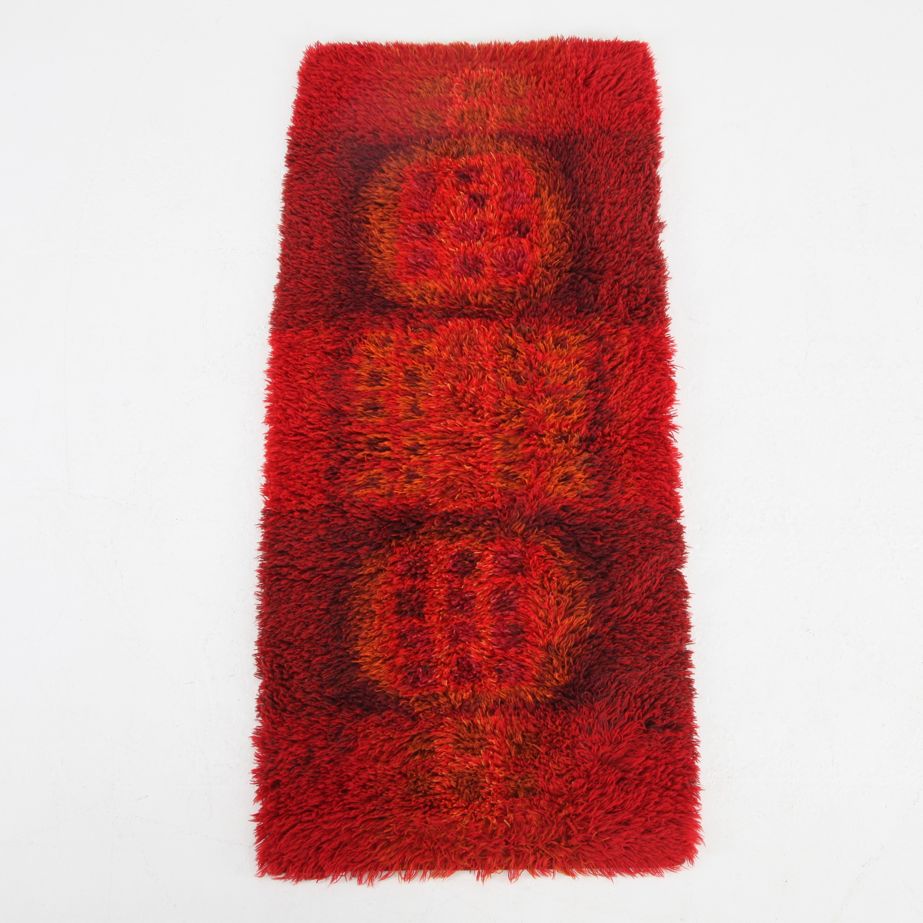 TERTTU TOMERO. Rya, 150 x 70 cm, "Vaapukka", Finland 1970-tal.