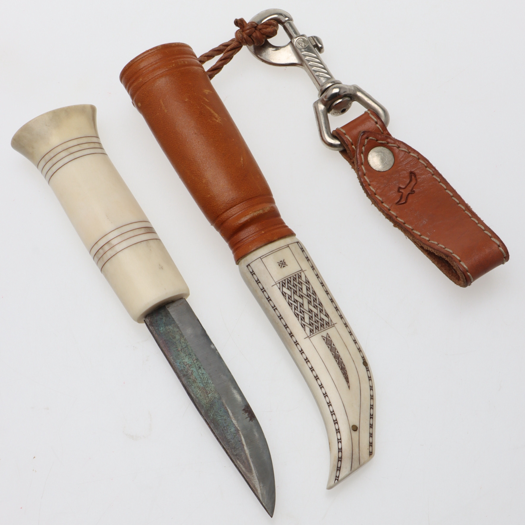 OLIVER ISRAELSSON. Jaktkniv, horn & läder, signerad, Tärnaby.