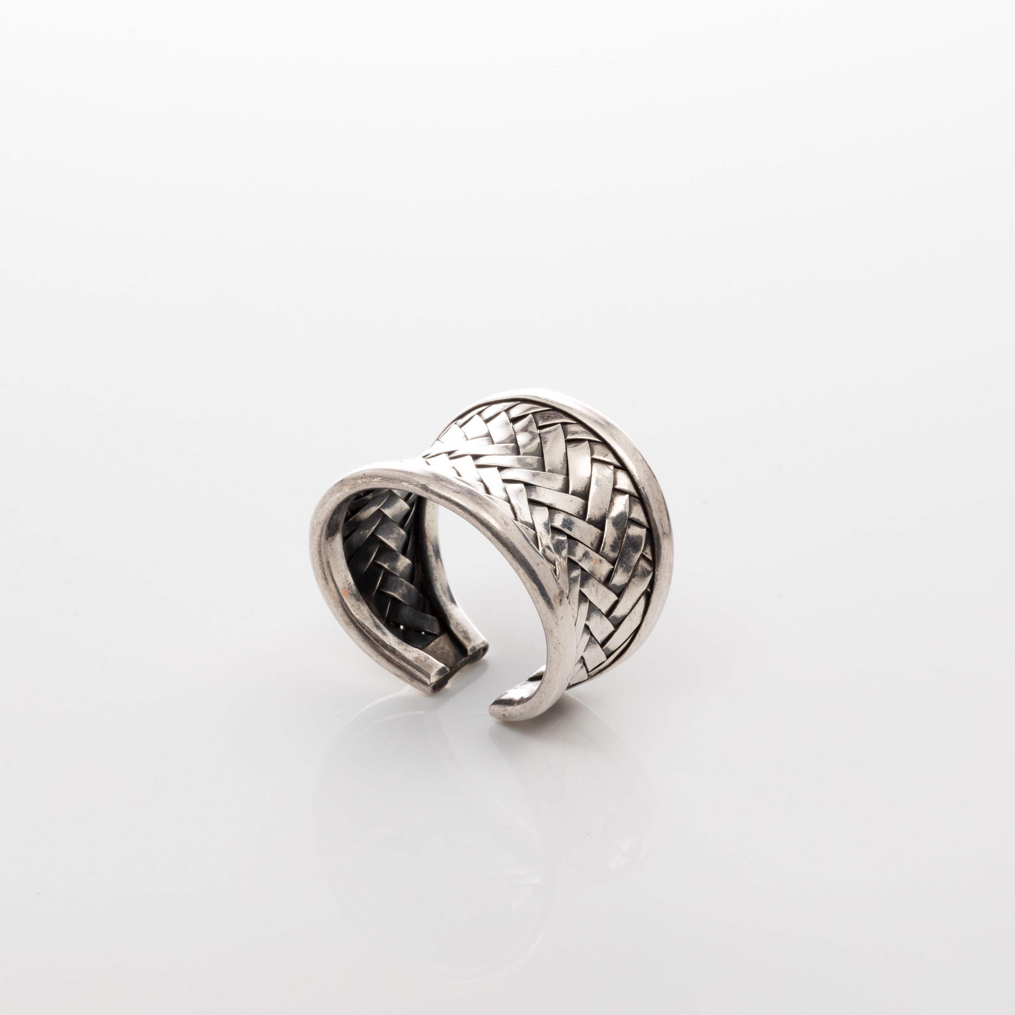 RING, Sterlingsilver, Flätad.