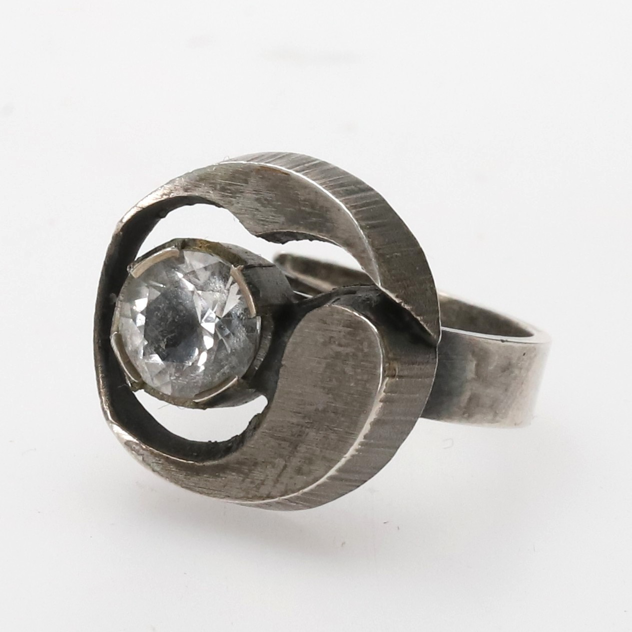 KARL LAINE, ring, sterlingsilver med fasettslipad bergskristall, Sten & Laine, Finland, 1925.