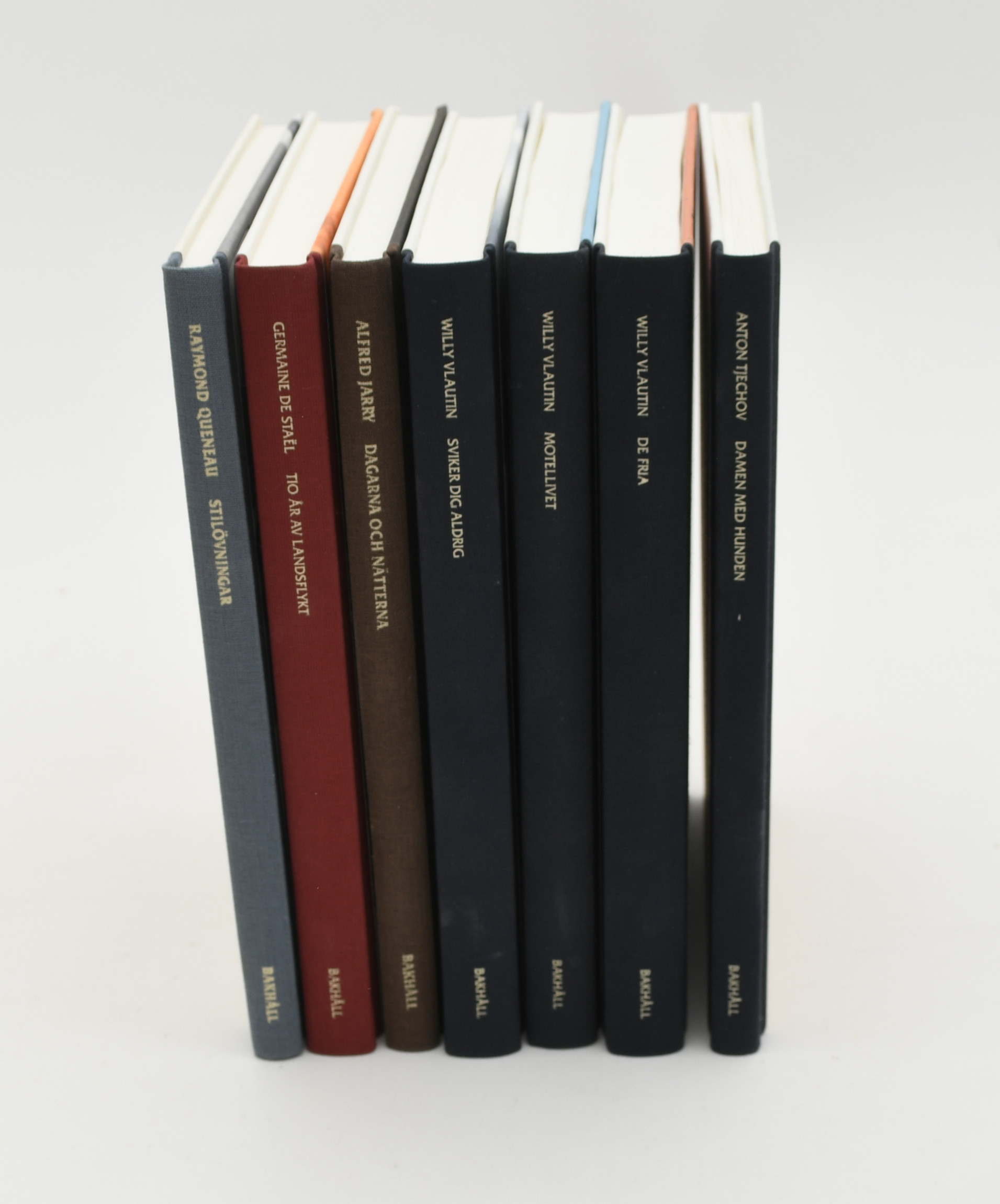 Skönlitteratur. 7 volymer.