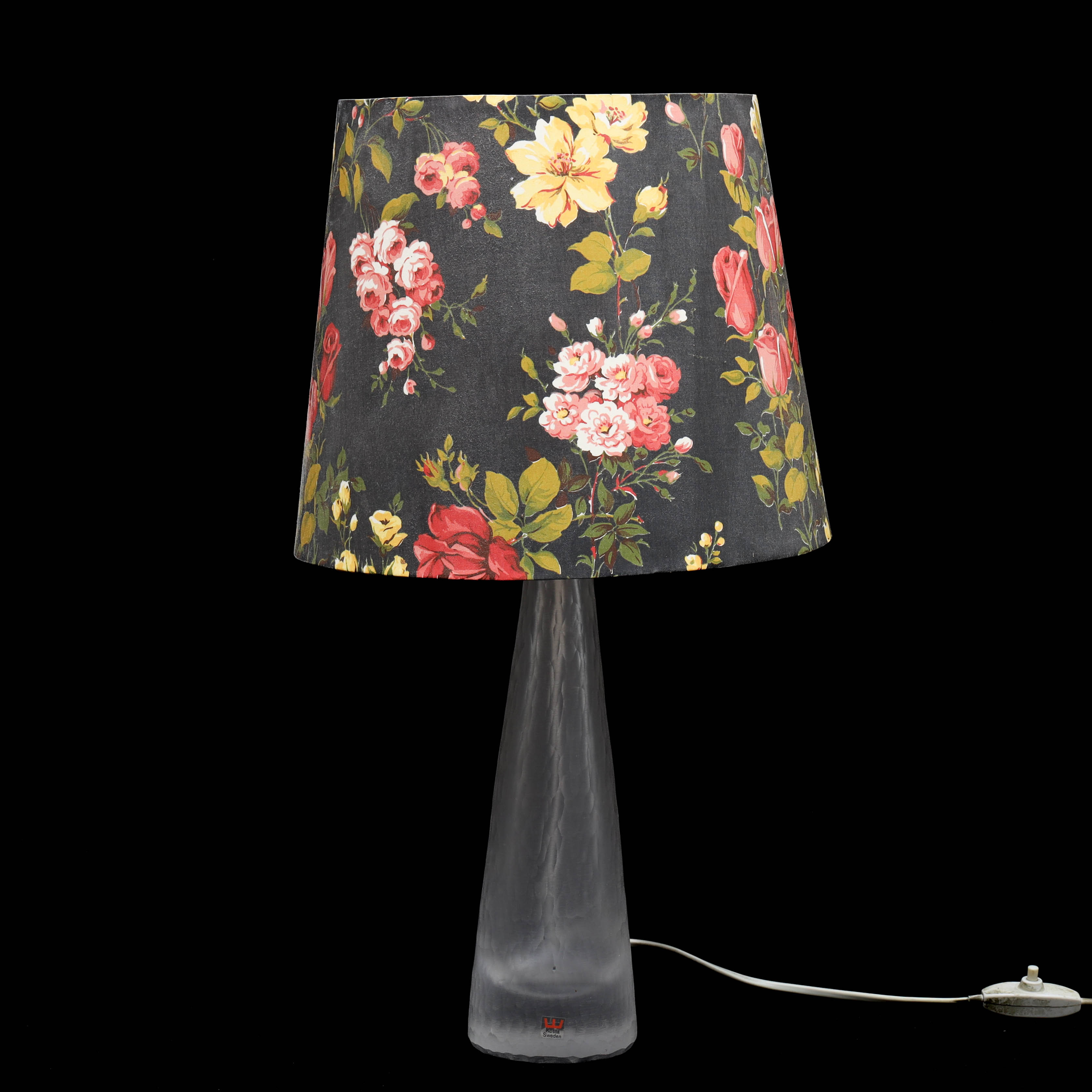 BORDSLAMPA, frostat glas, Kosta.