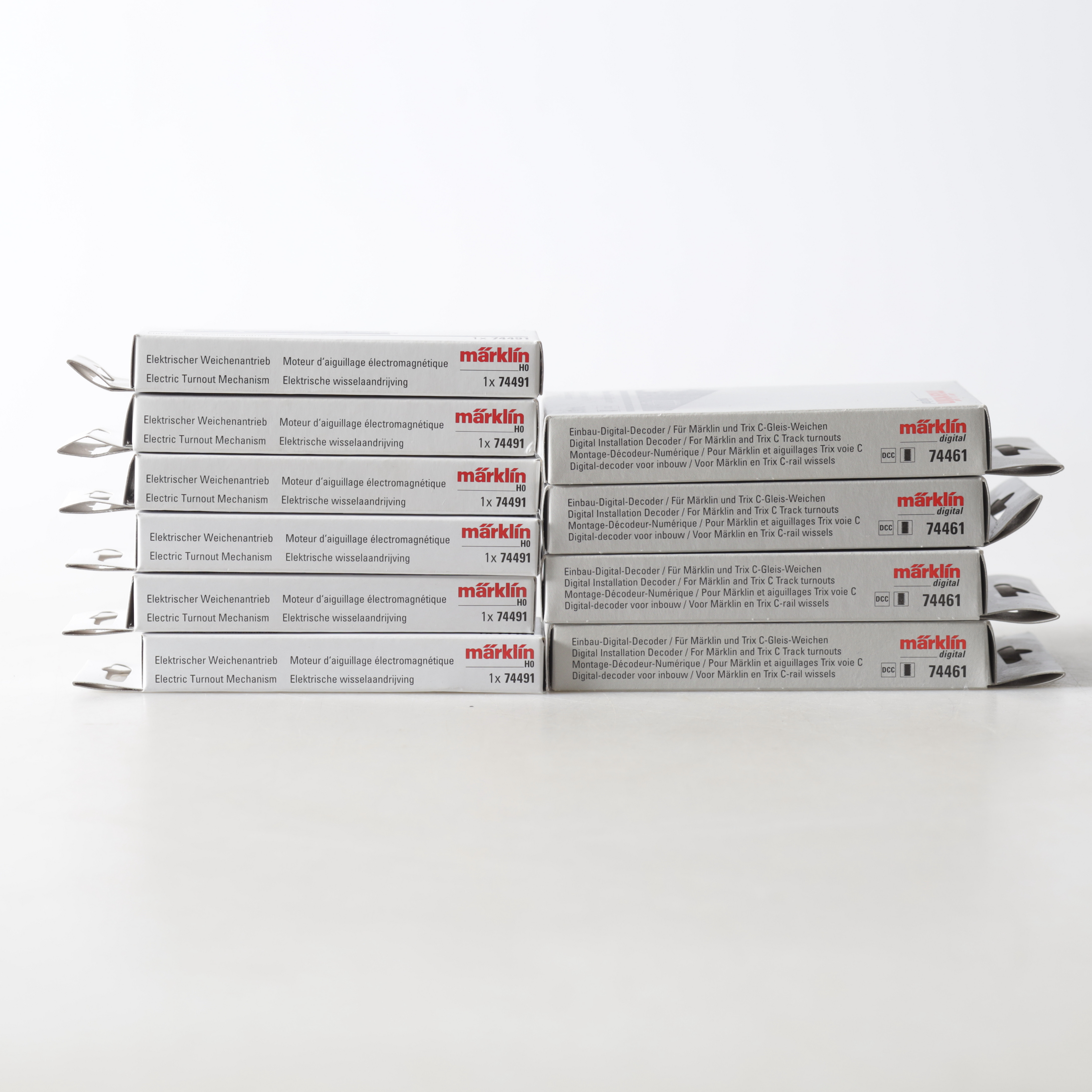 VÄXELMOTORER samt installationsdekodrar, 10 delar, Märklin.