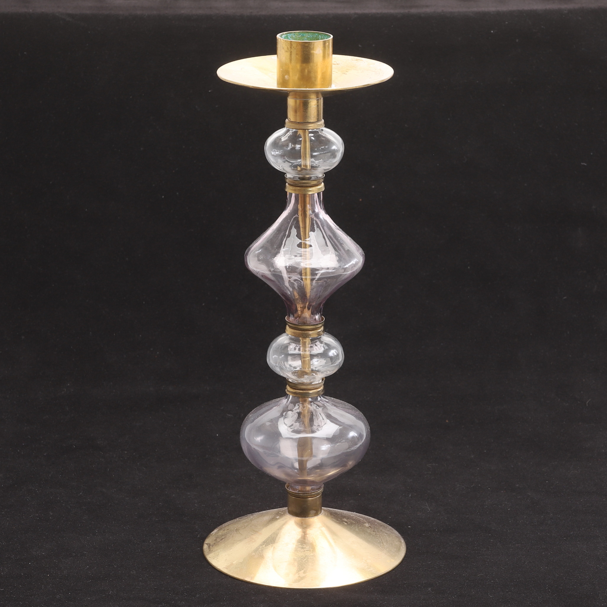 ERIK HÖGLUND. LJUSSTAKE, glas, mässing, Boda, 1900-talets andra hälft.