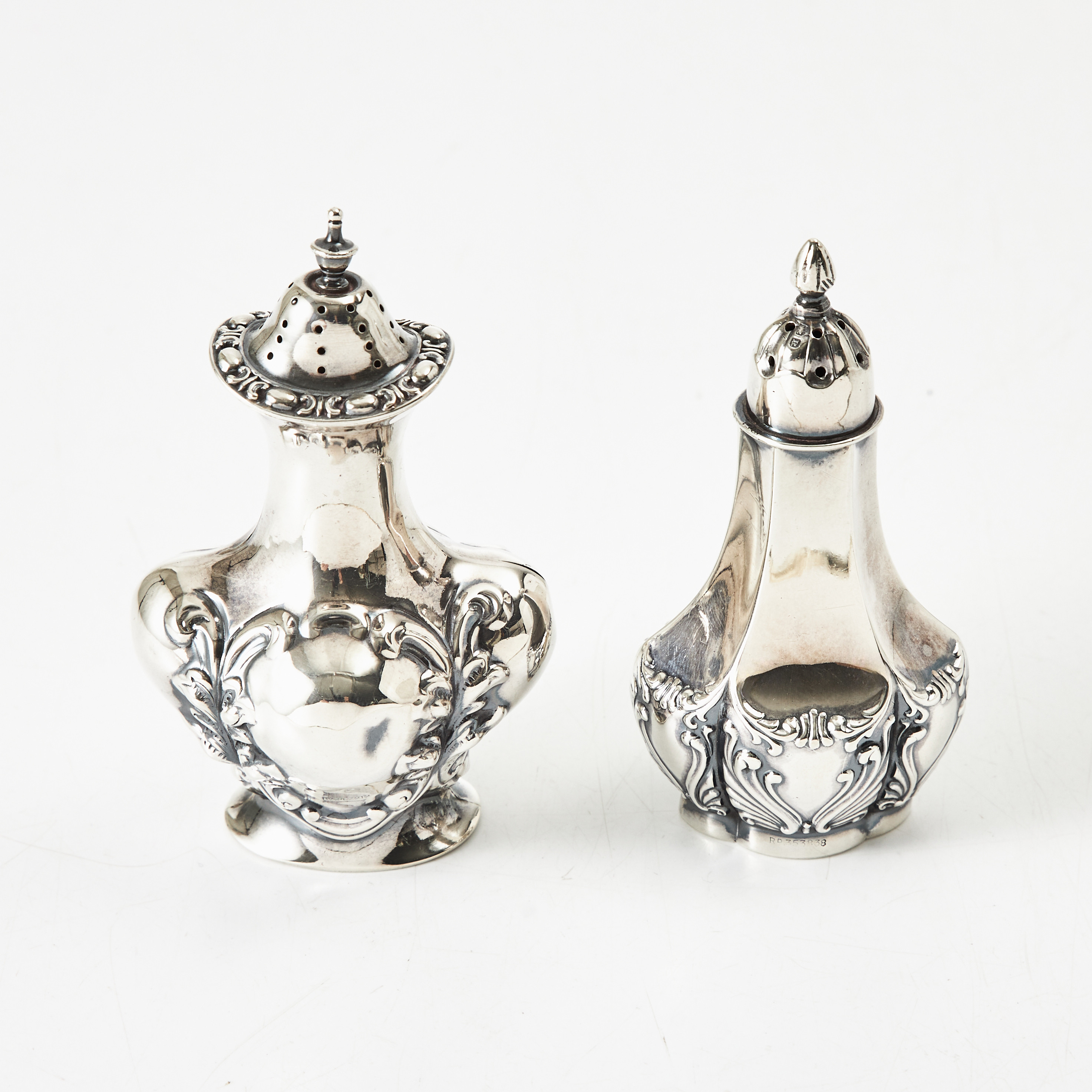 STRÖARE, sterlingsilver, England, 1900-tal.