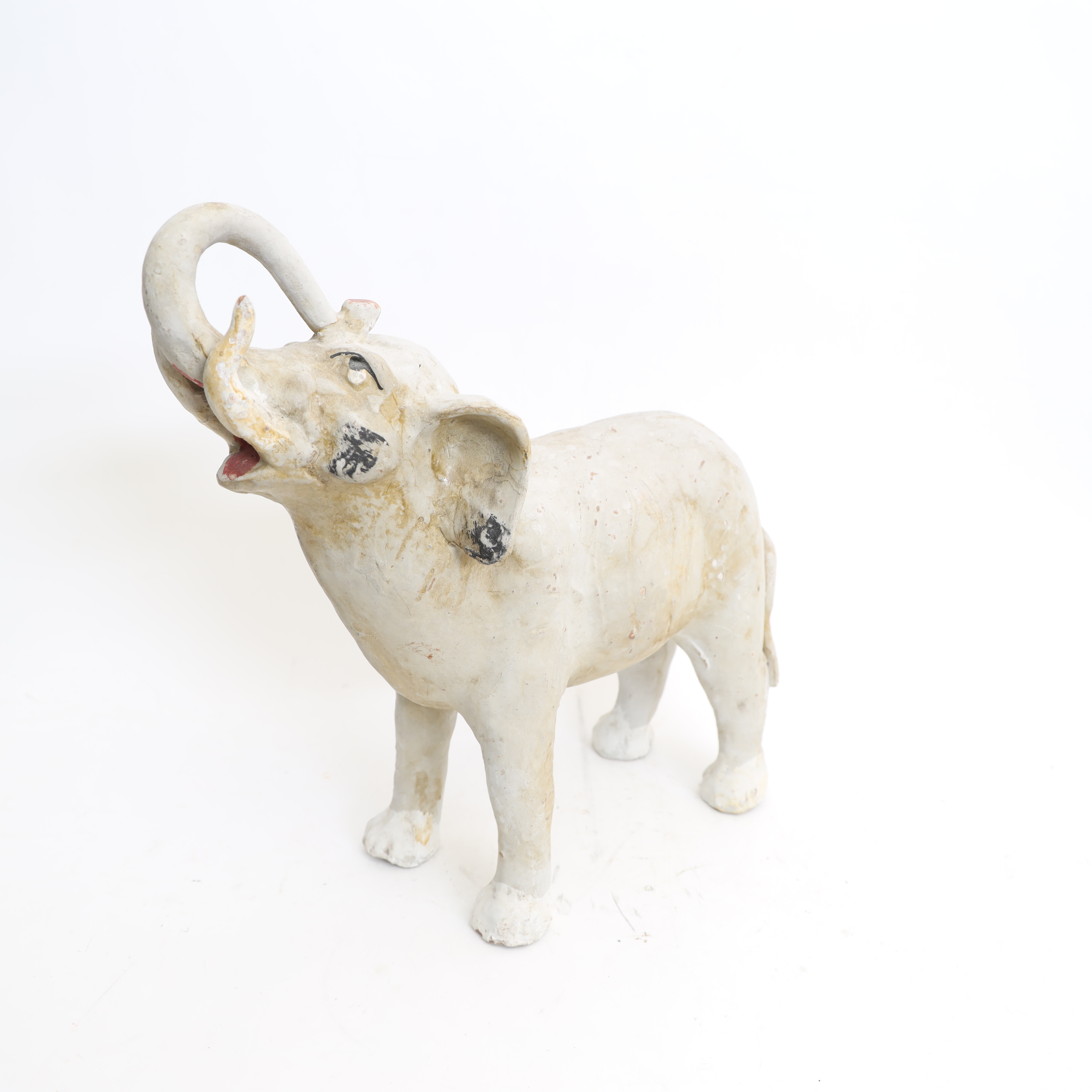 SPARBÖSSA, föreställande elefant, 1900-talets första hälft, bemålad gips.