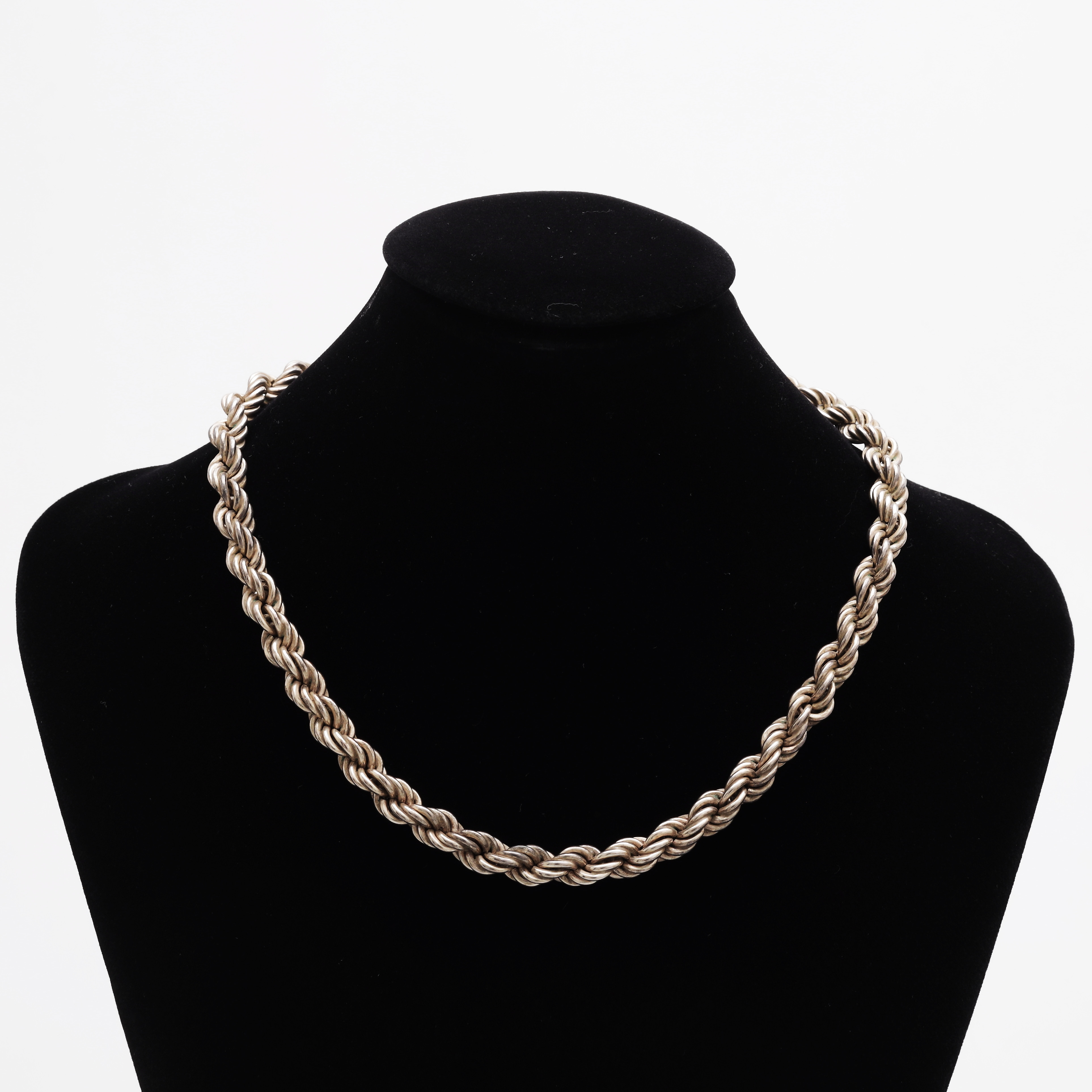 HALSBAND, sterlingsilver, vikt 38 gram.