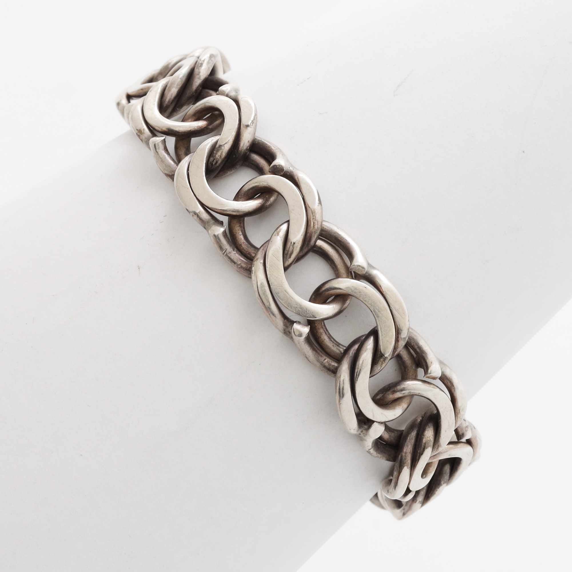 ARMBAND, silver, bismarck, Omelius, Malmö, 1959, vikt 46 gram.