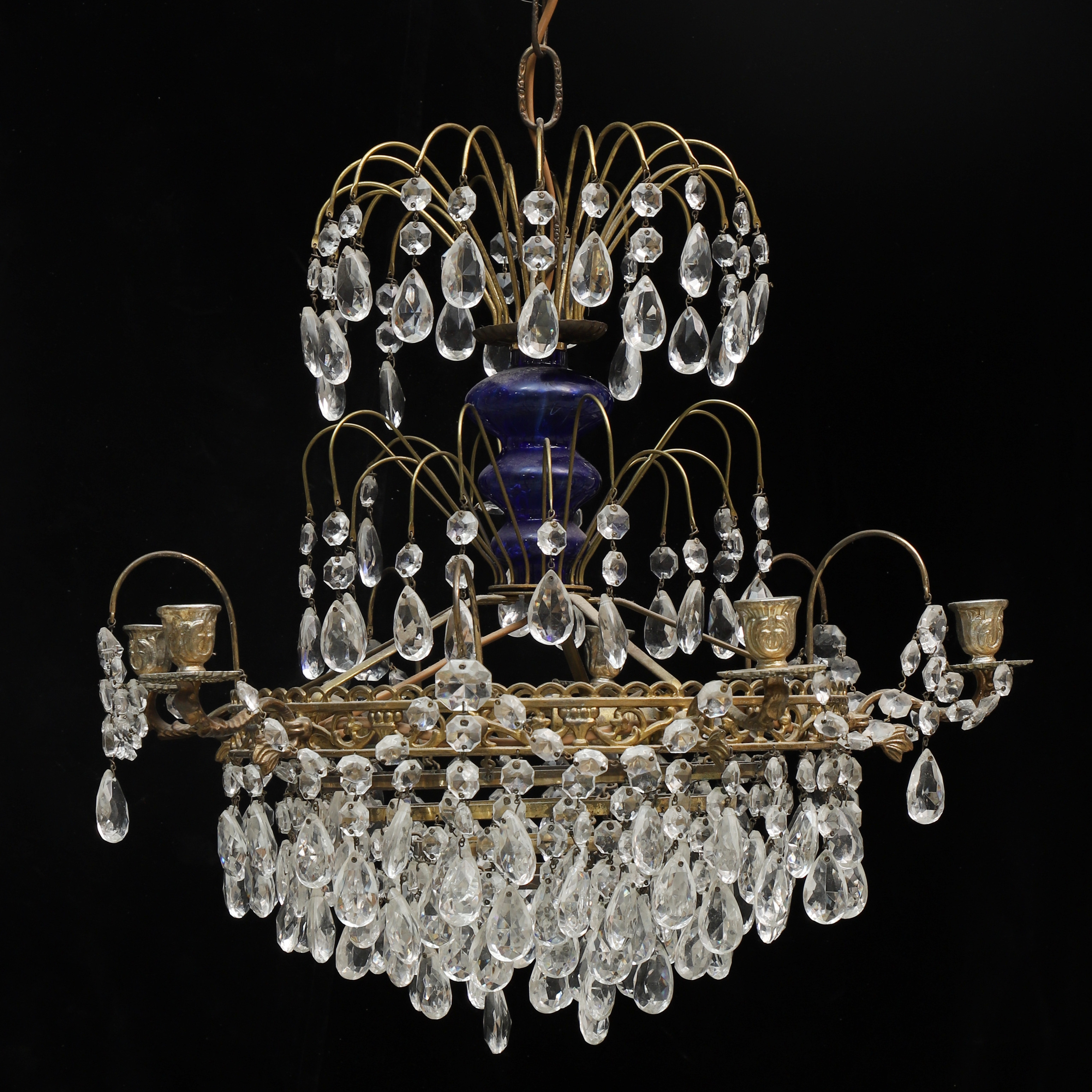 LJUSKRONA, mässing, glas och prismor, 5 st ljushållare, 1900-tal.