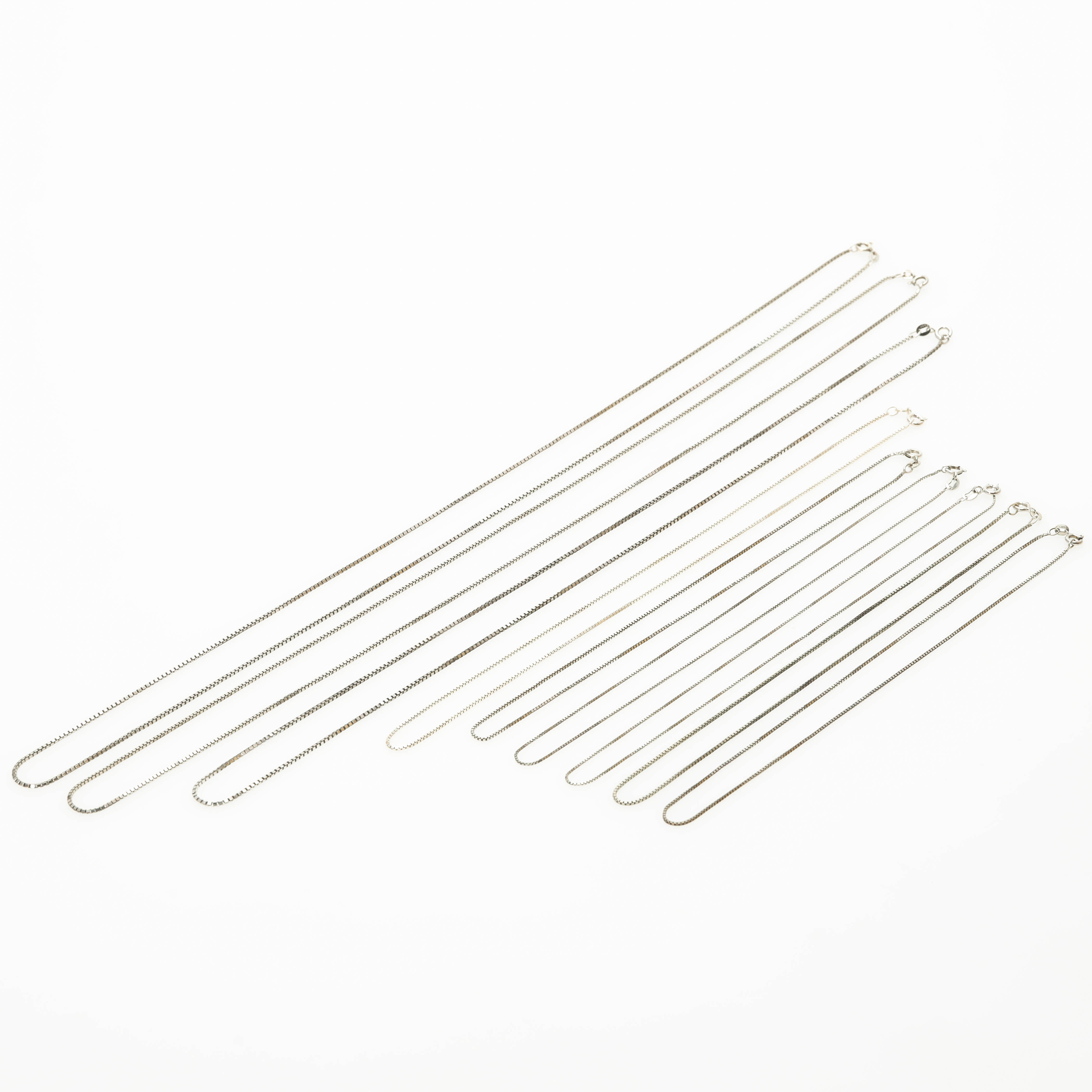 VENEZIAKEDJOR, 9 st, silver, längd 40 - 80 cm.