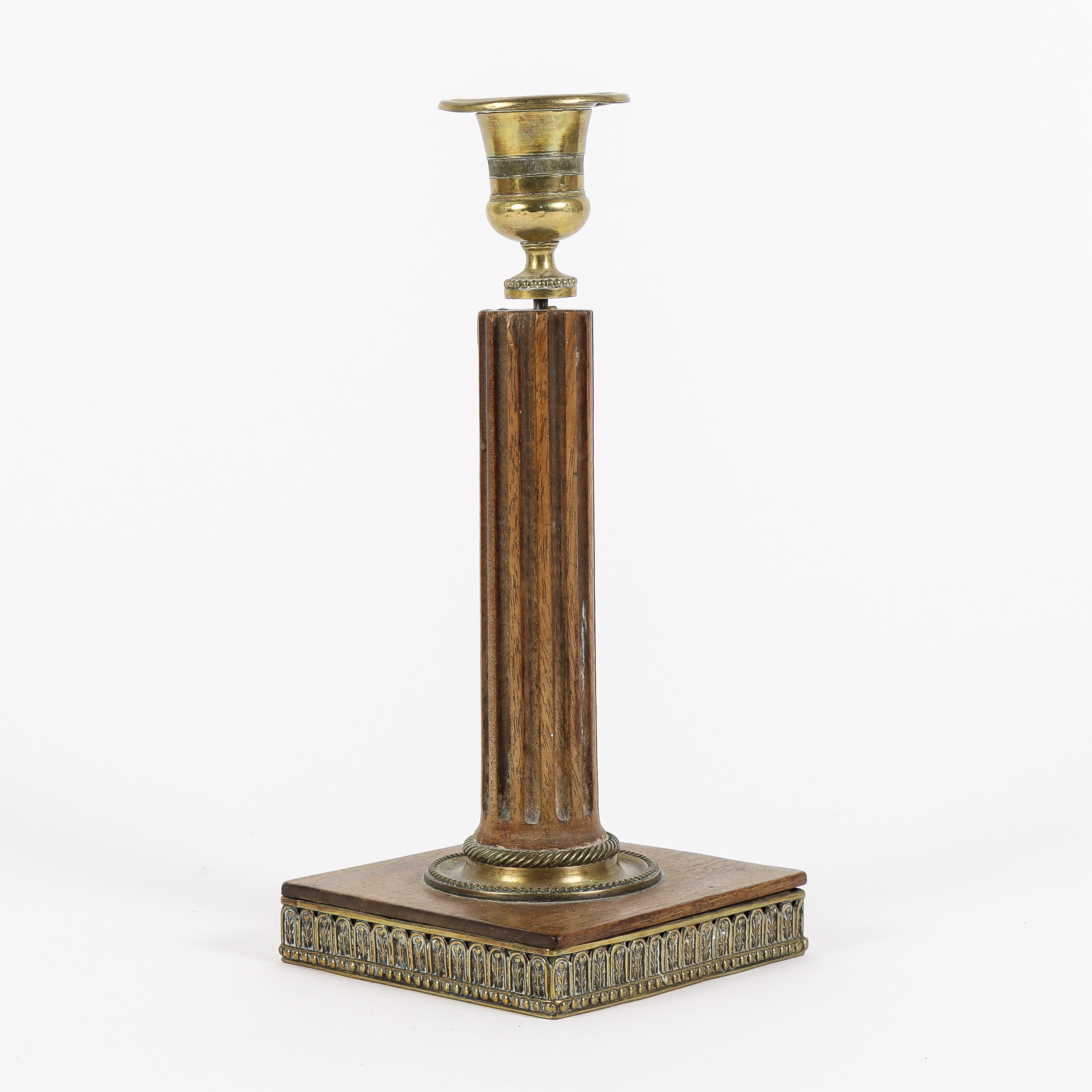LJUSSTAKE, sengustiaviansk, omkring år 1800.
