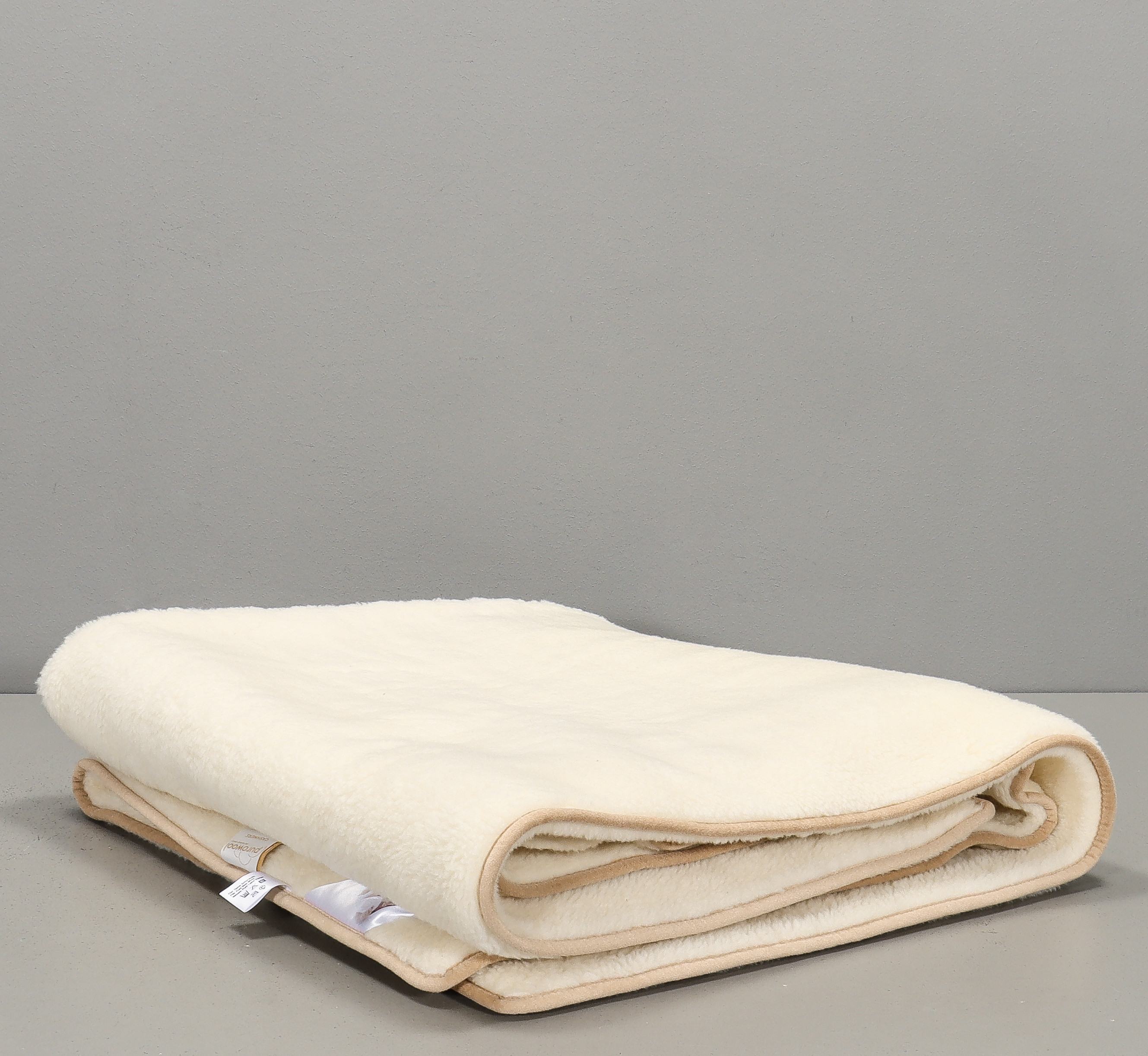FILT cashmere.