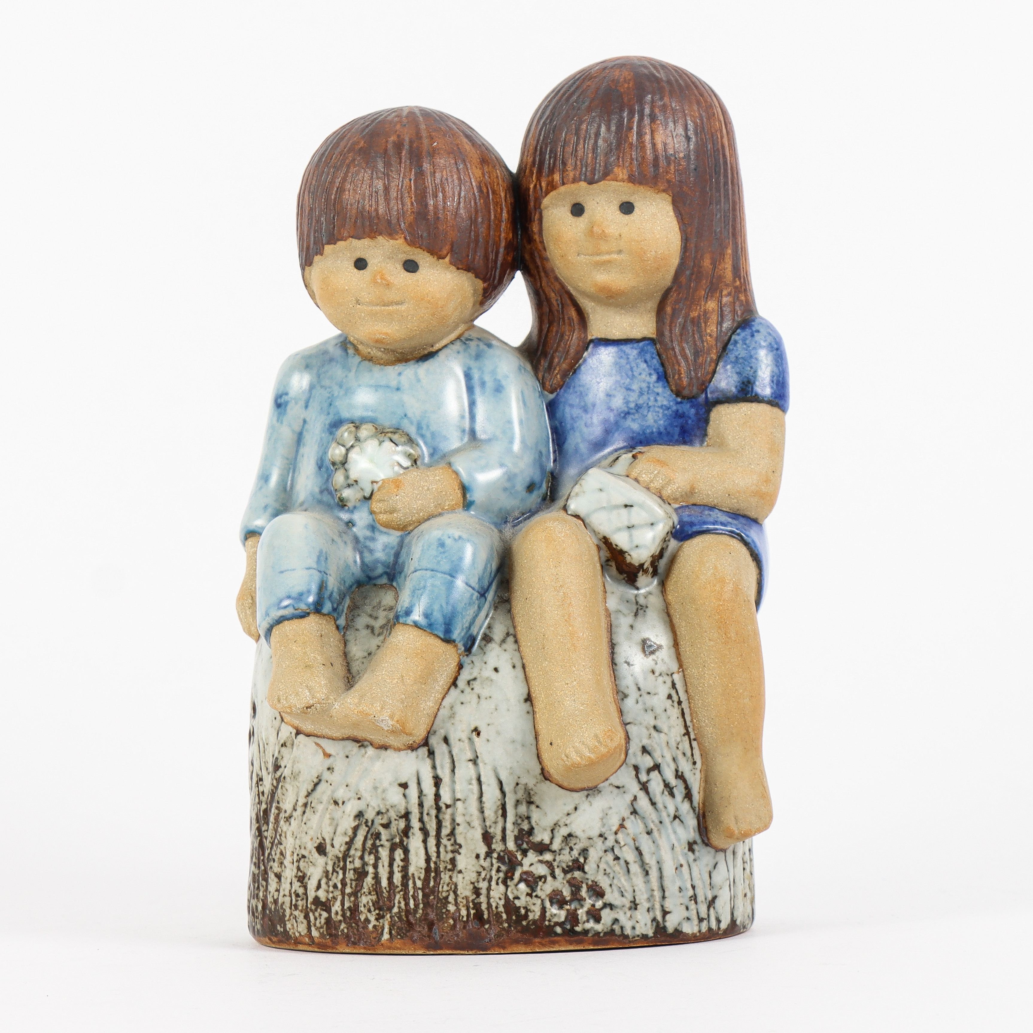 LISA LARSON. Figurin "Syskon, stengods, Gustavsberg.
