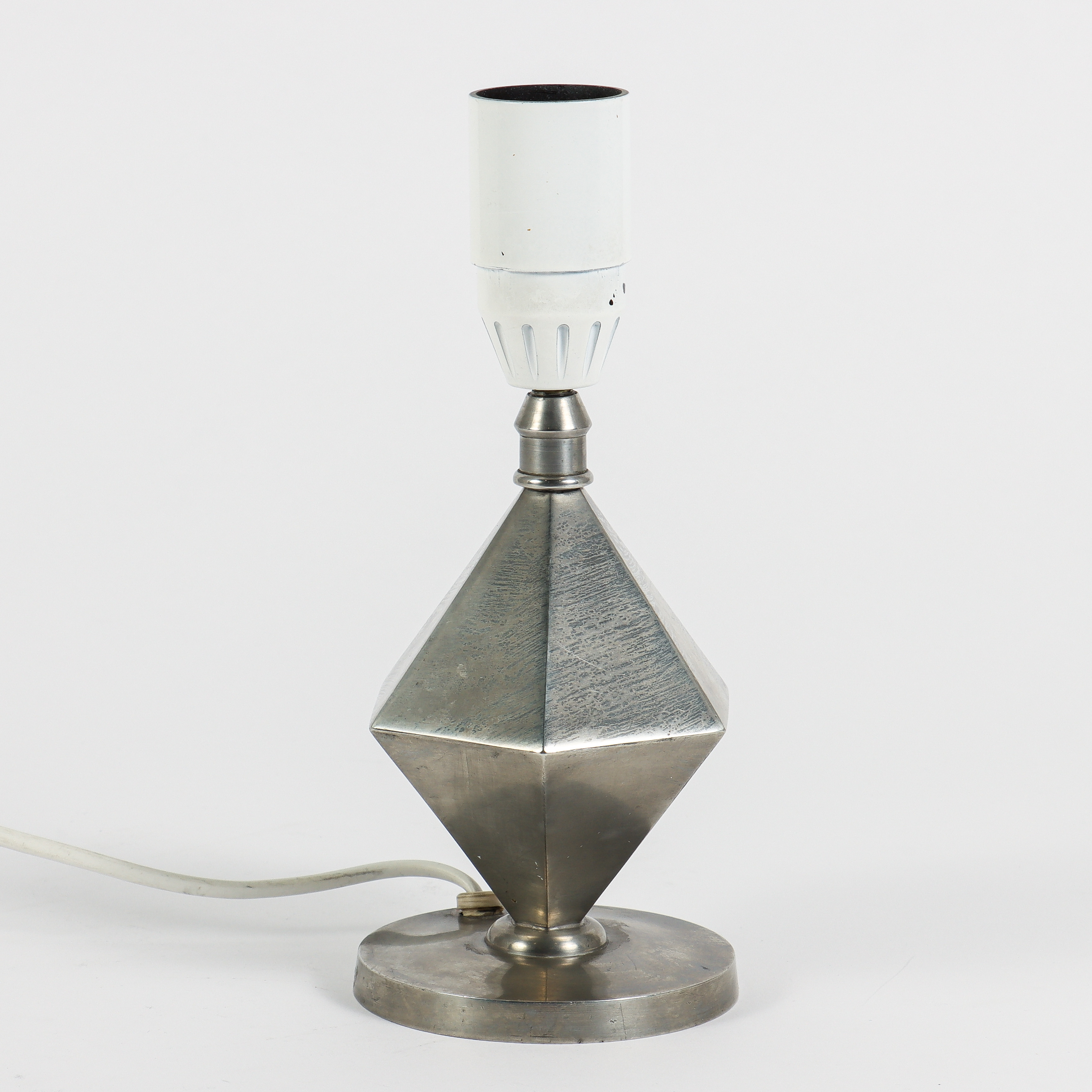 BORDSLAMPA "Art Deco", tenn, GAB, 1930.