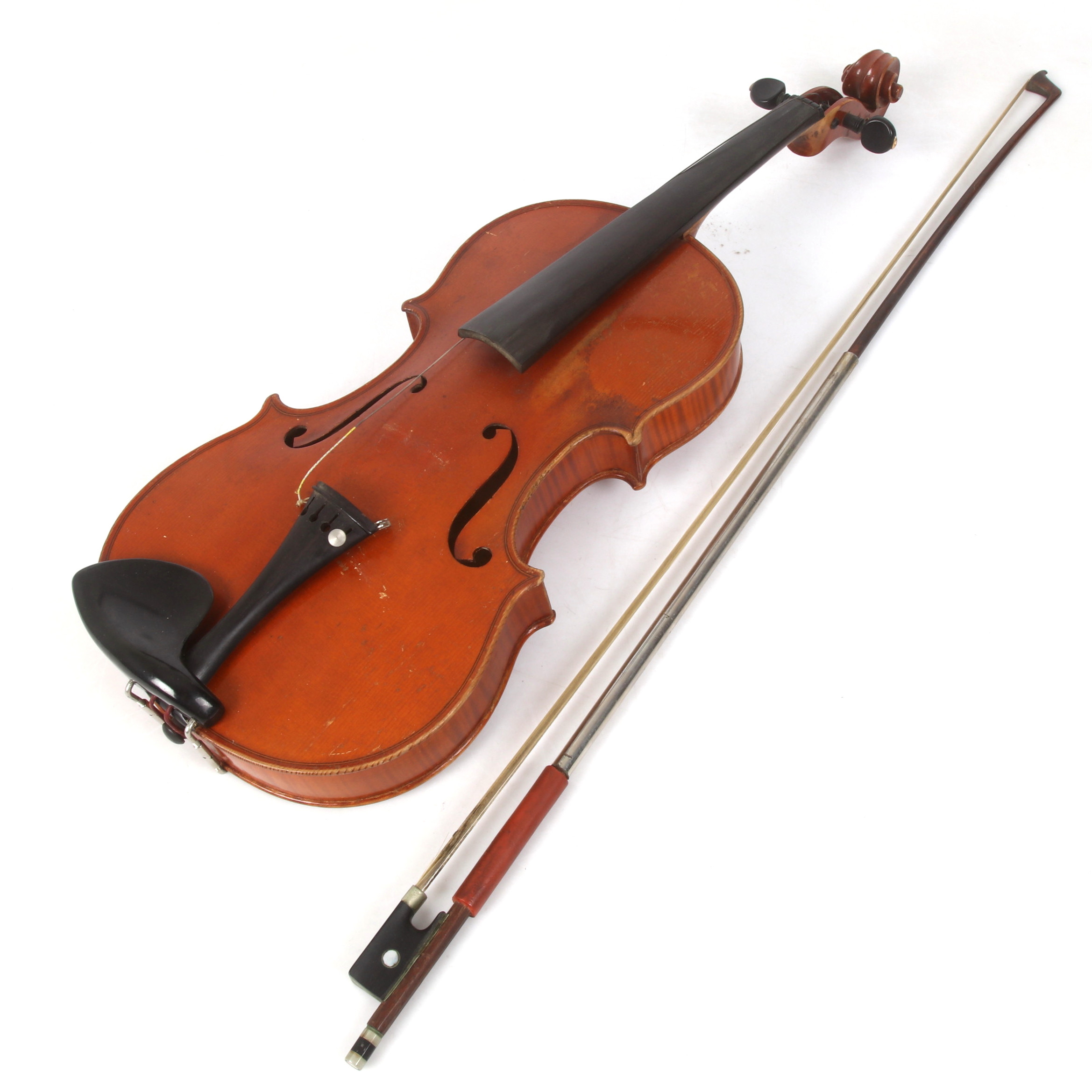 FIOL, med stråke och väska, kopia efter Stradivarius, tidigt 1900-tal.