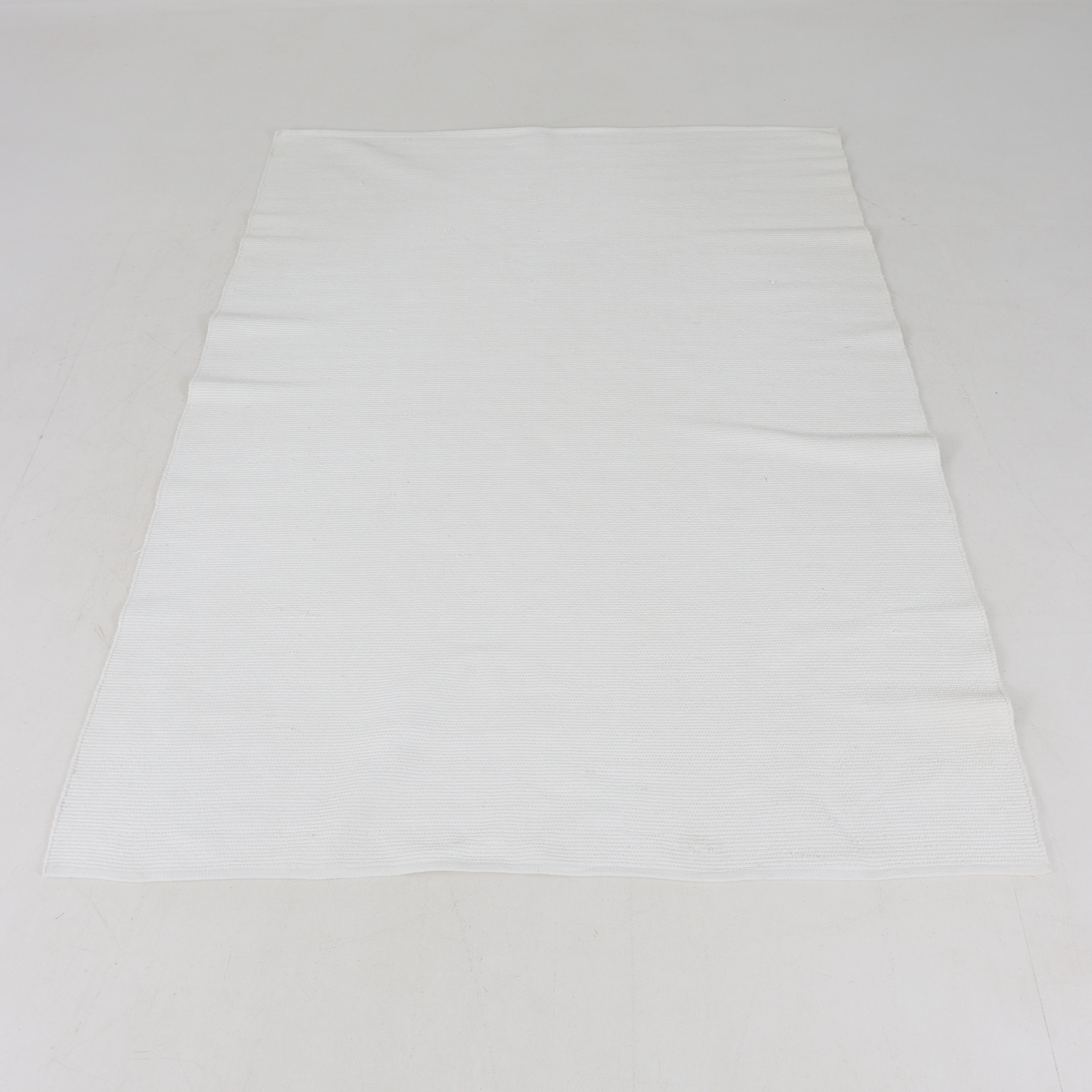 MATTA, 248 x 172 cm.
