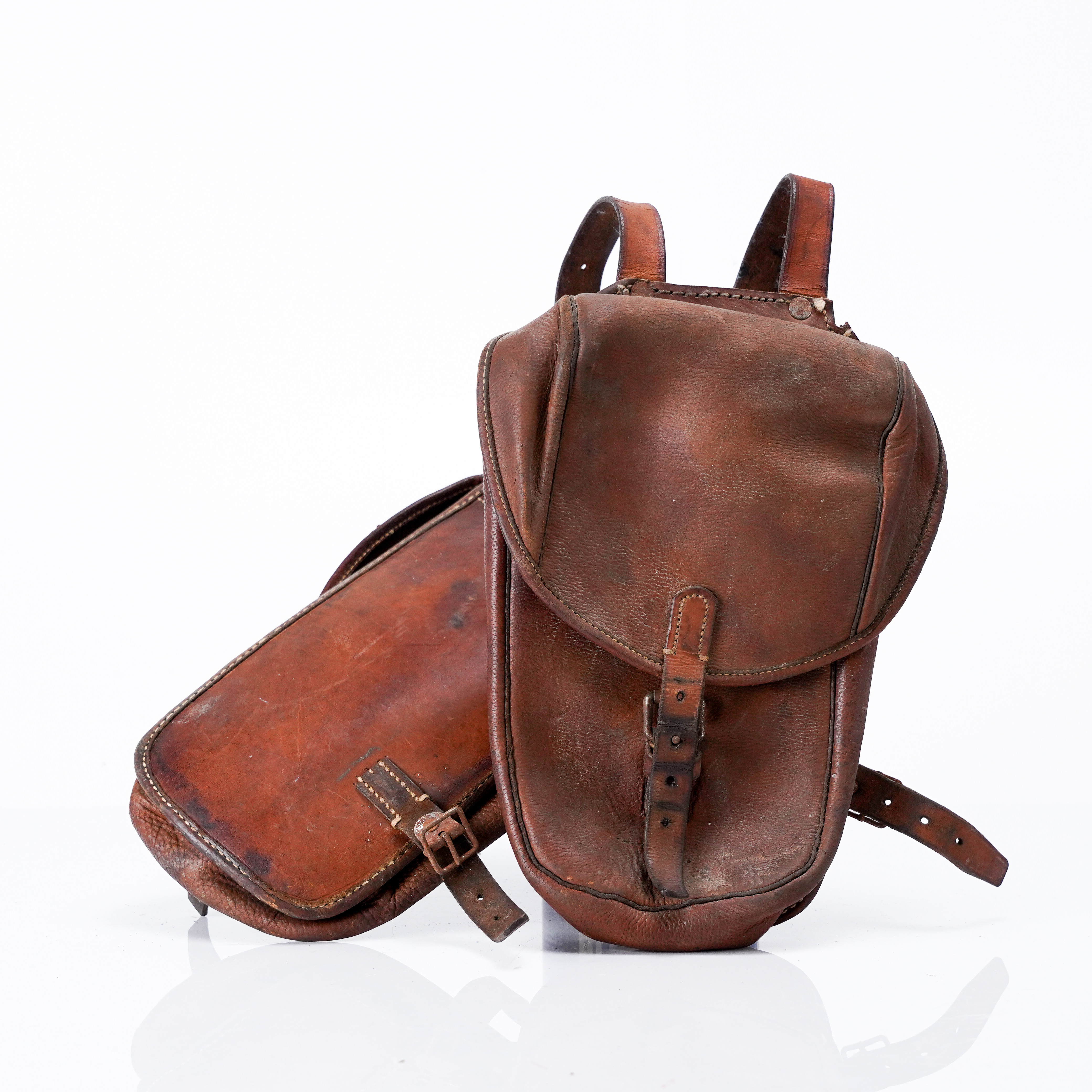 PACKVÄSKOR, ett par, 1920/30-tal.