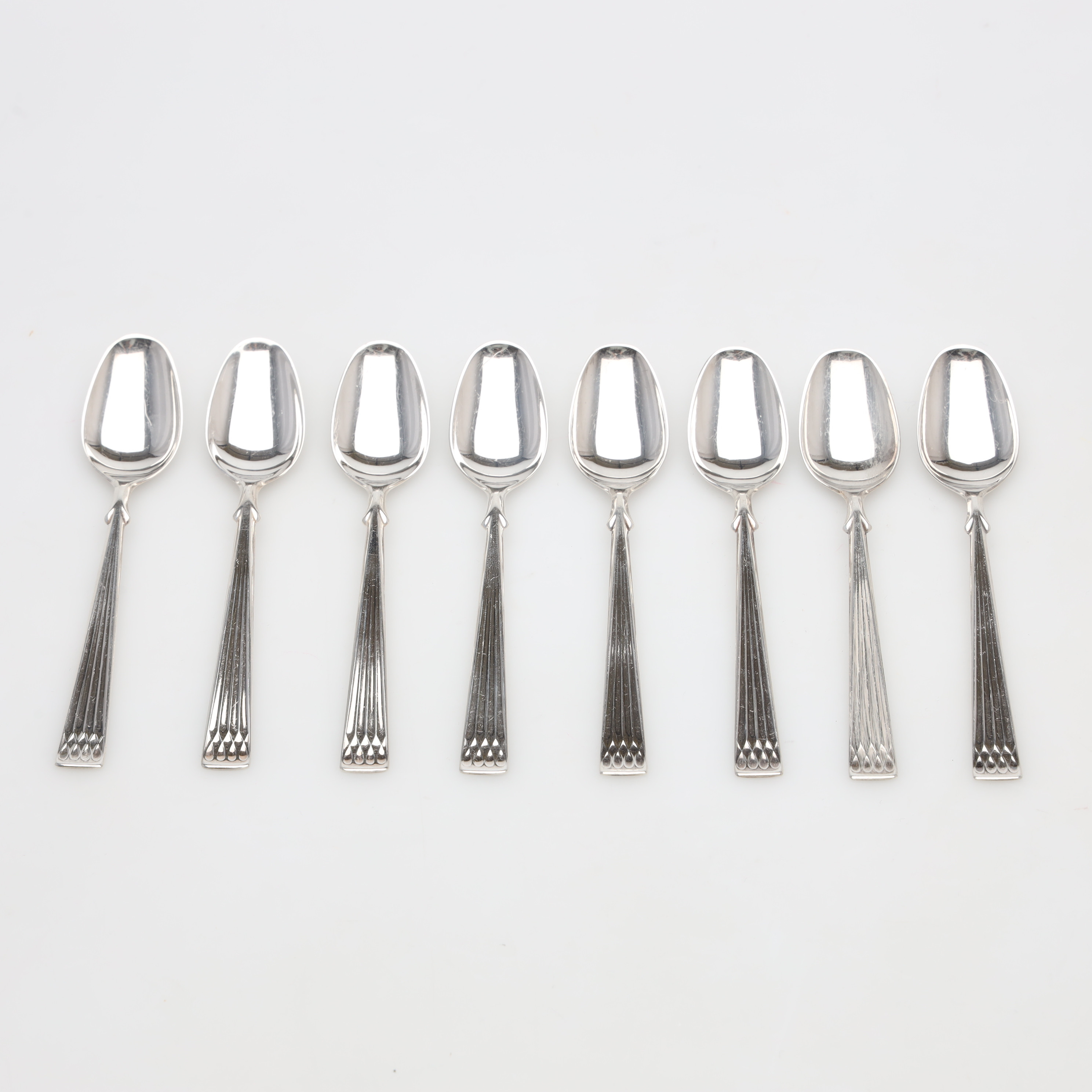SKEDAR, silver, vikt ca 77 gram.