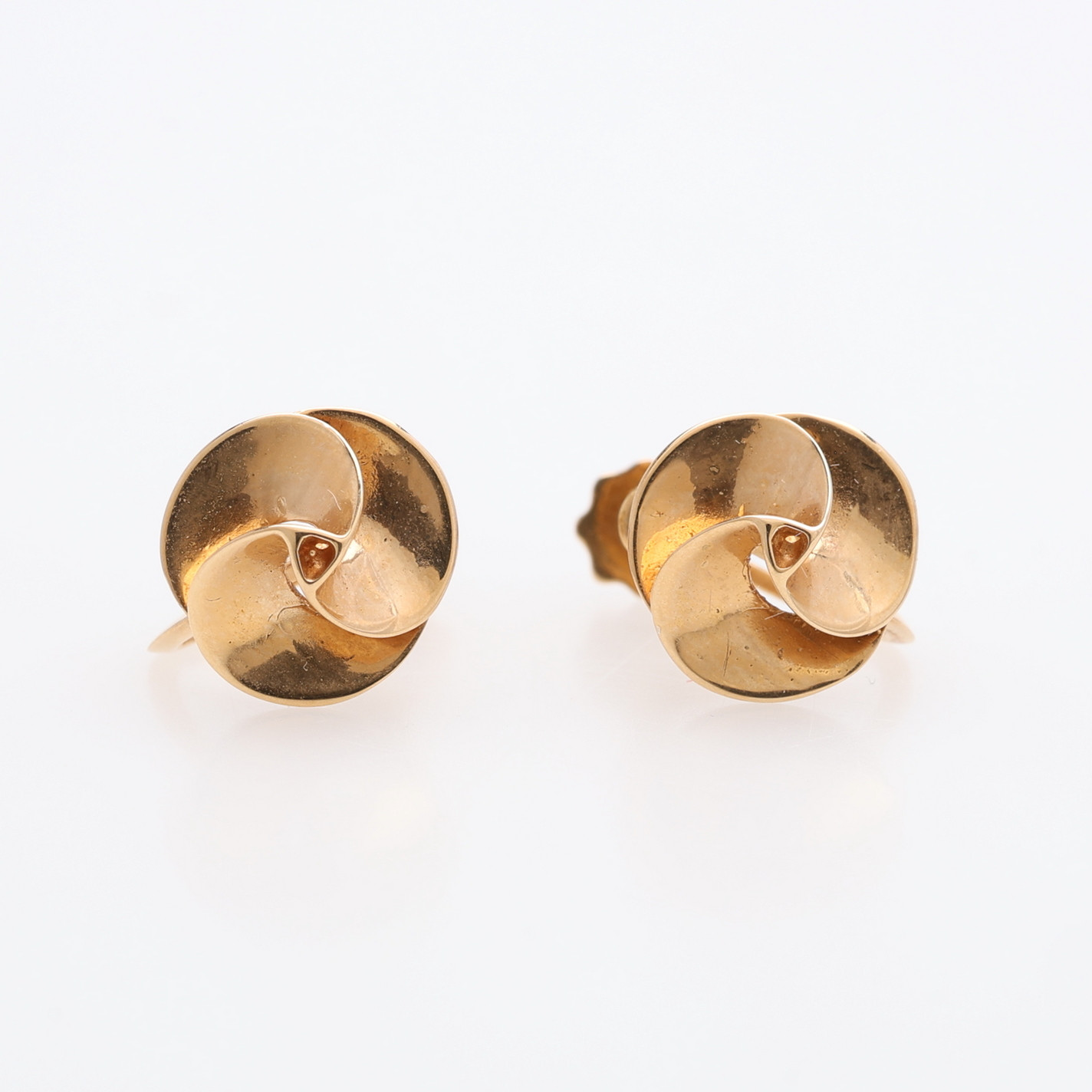 ÖRHÄNGEN, ETT PAR. 18K GULD, TOTAL VIKT CA 2,6 GRAM.