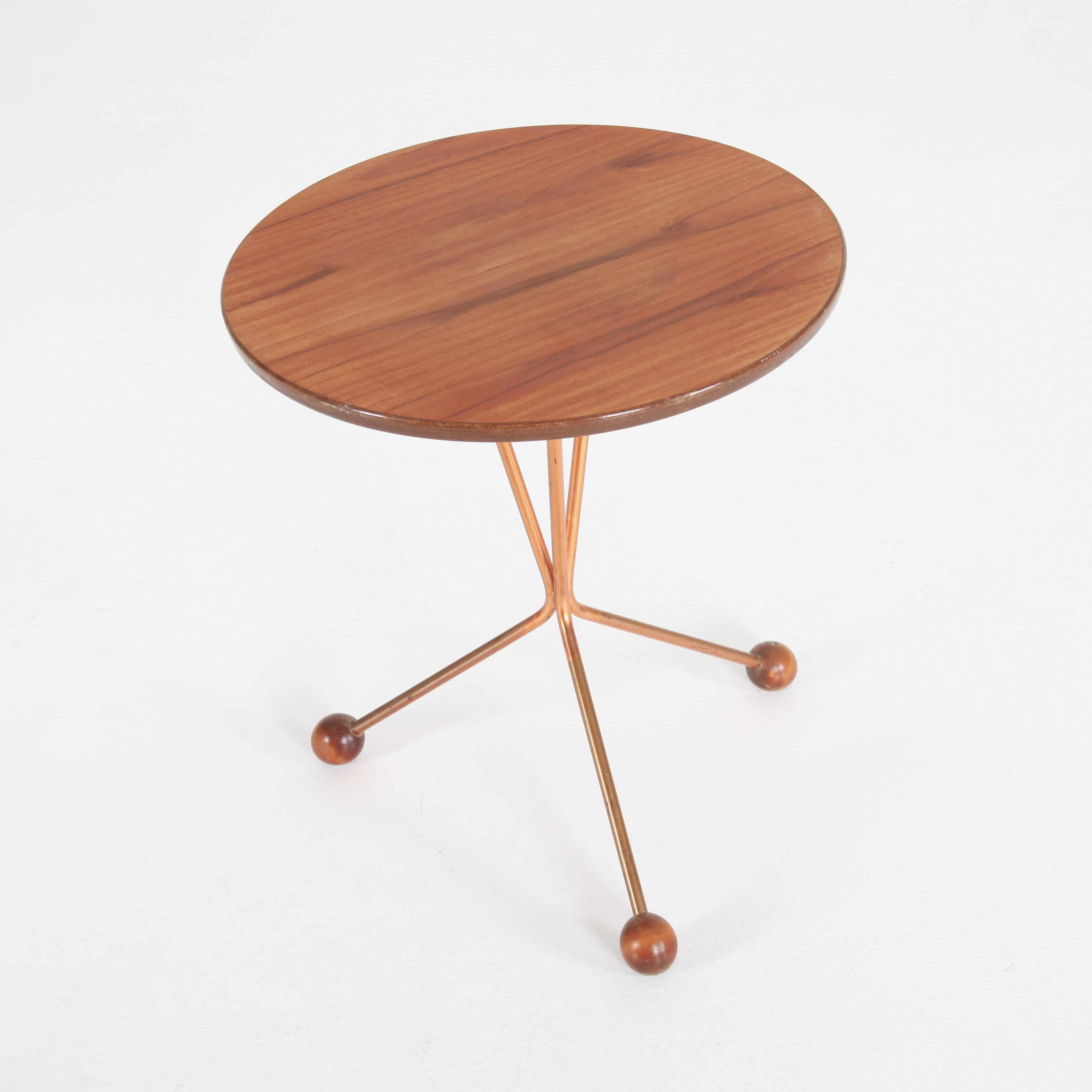 ALBERT LARSSON. Sidobord, teak, Sverige 1950-tal.