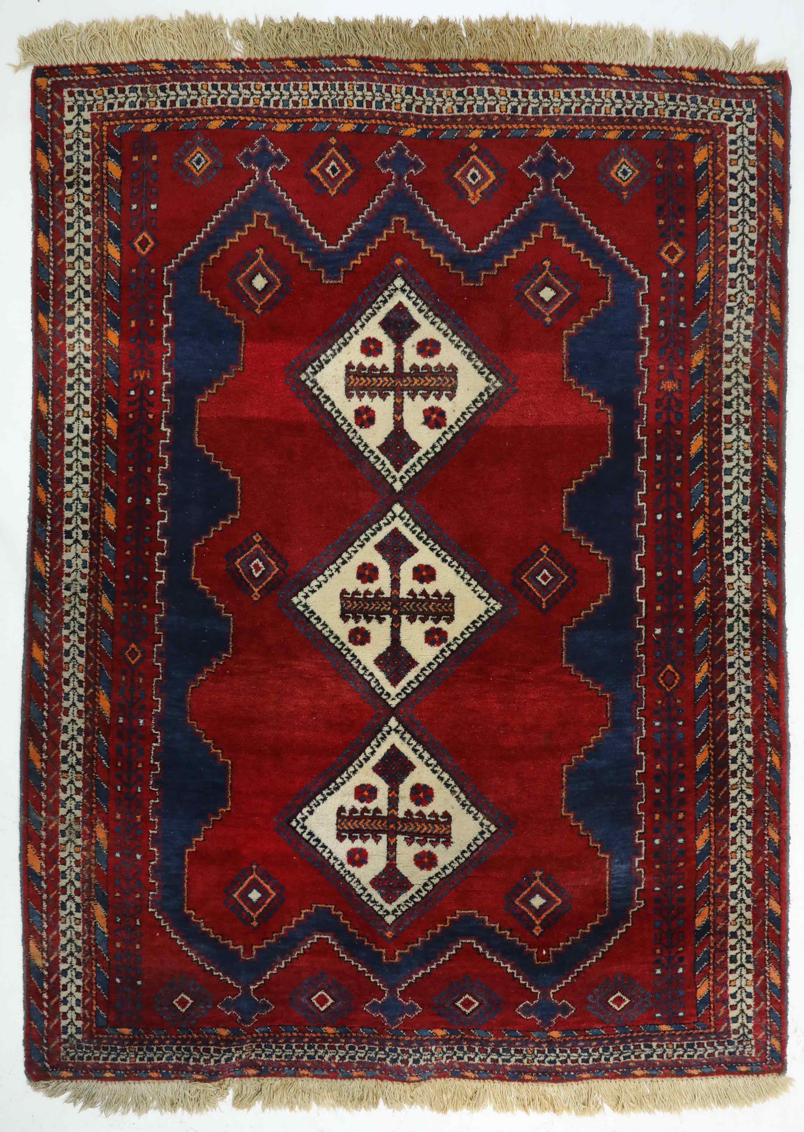 MATTA, handknuten, Iran, ca 205x148 cm.