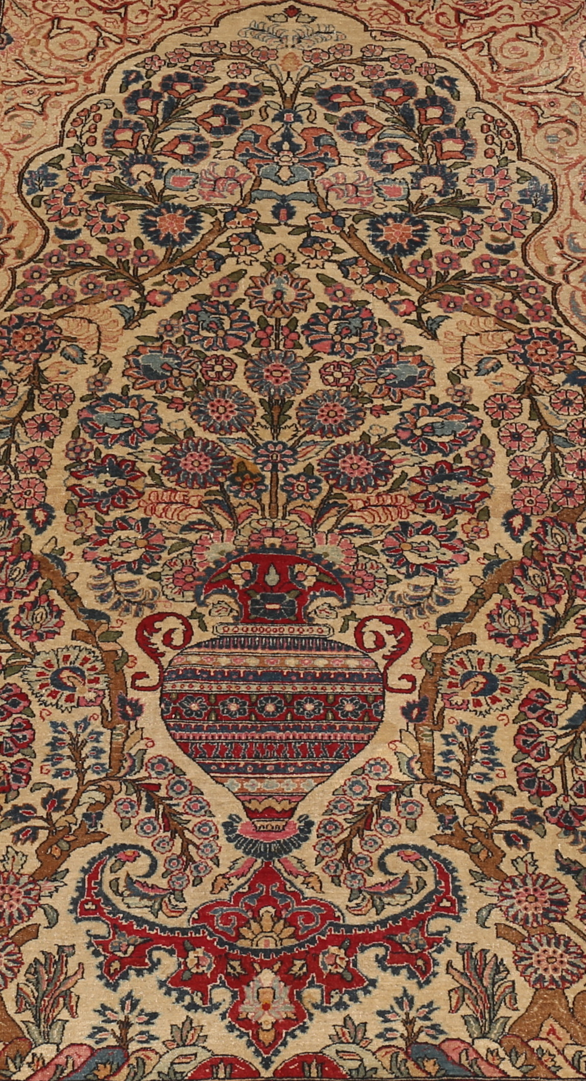 MATTA, orientalisk, antik, cirka 226 x 139 cm.