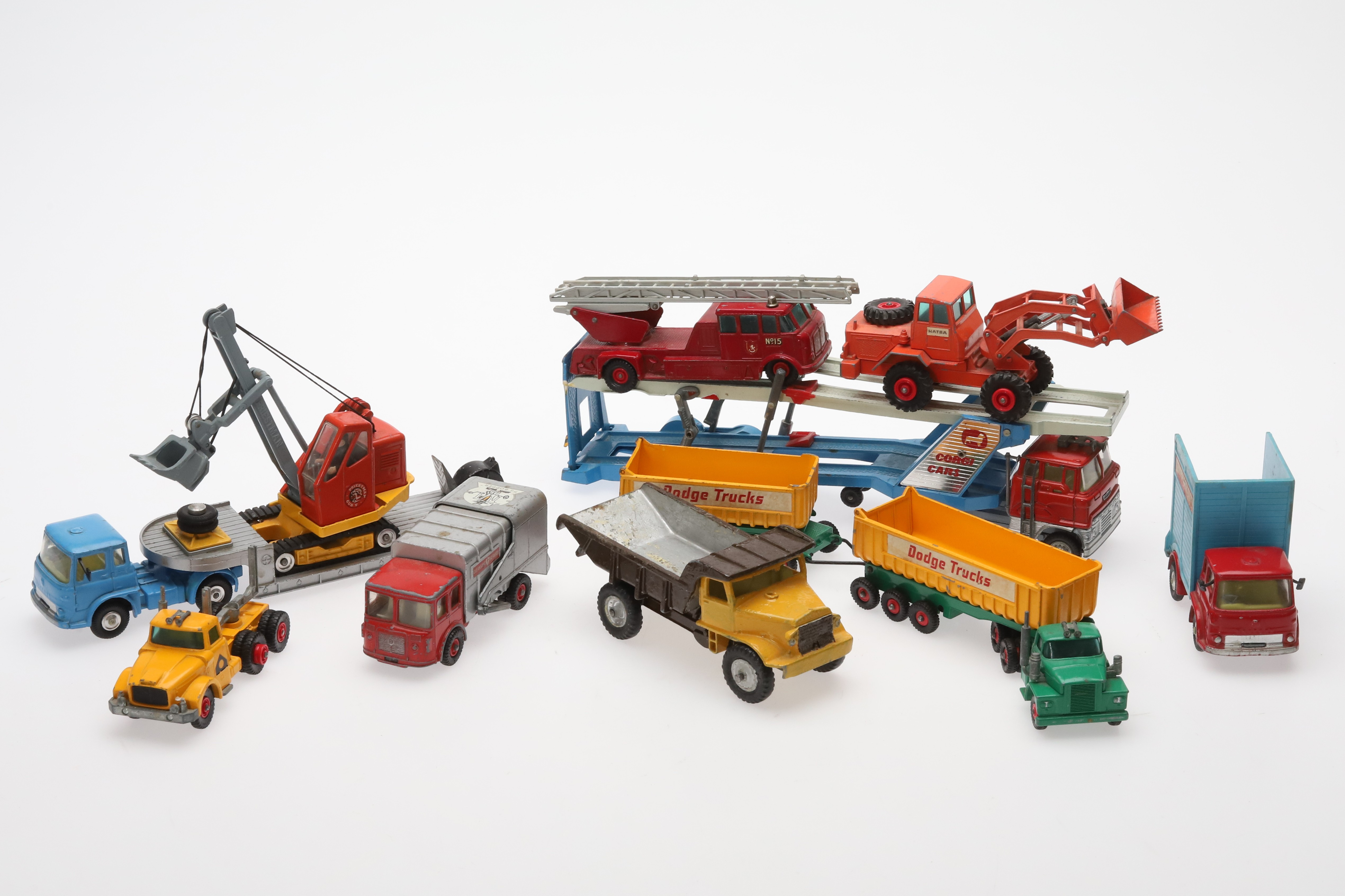 MODELLBILAR, transport/arbetsfordon, bla Matchbox, Dinky Toys, Corgi, Lesney, 10 delar.