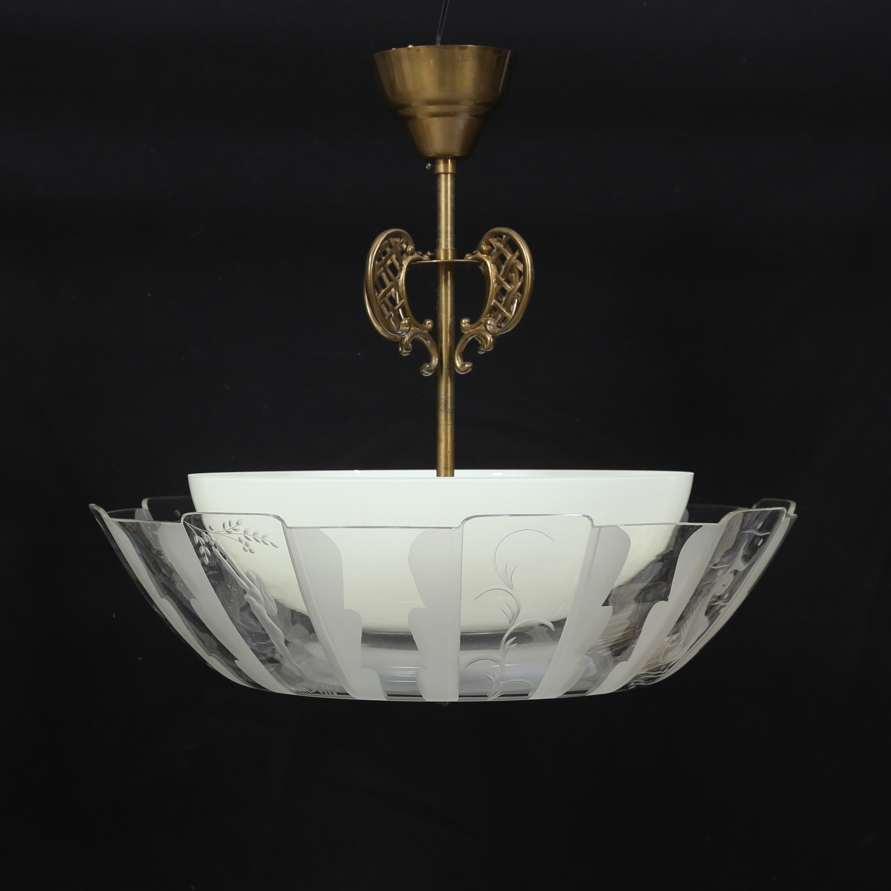 TAKLAMPA, Swedish grace, glas och metall, troligen 1930-tal.