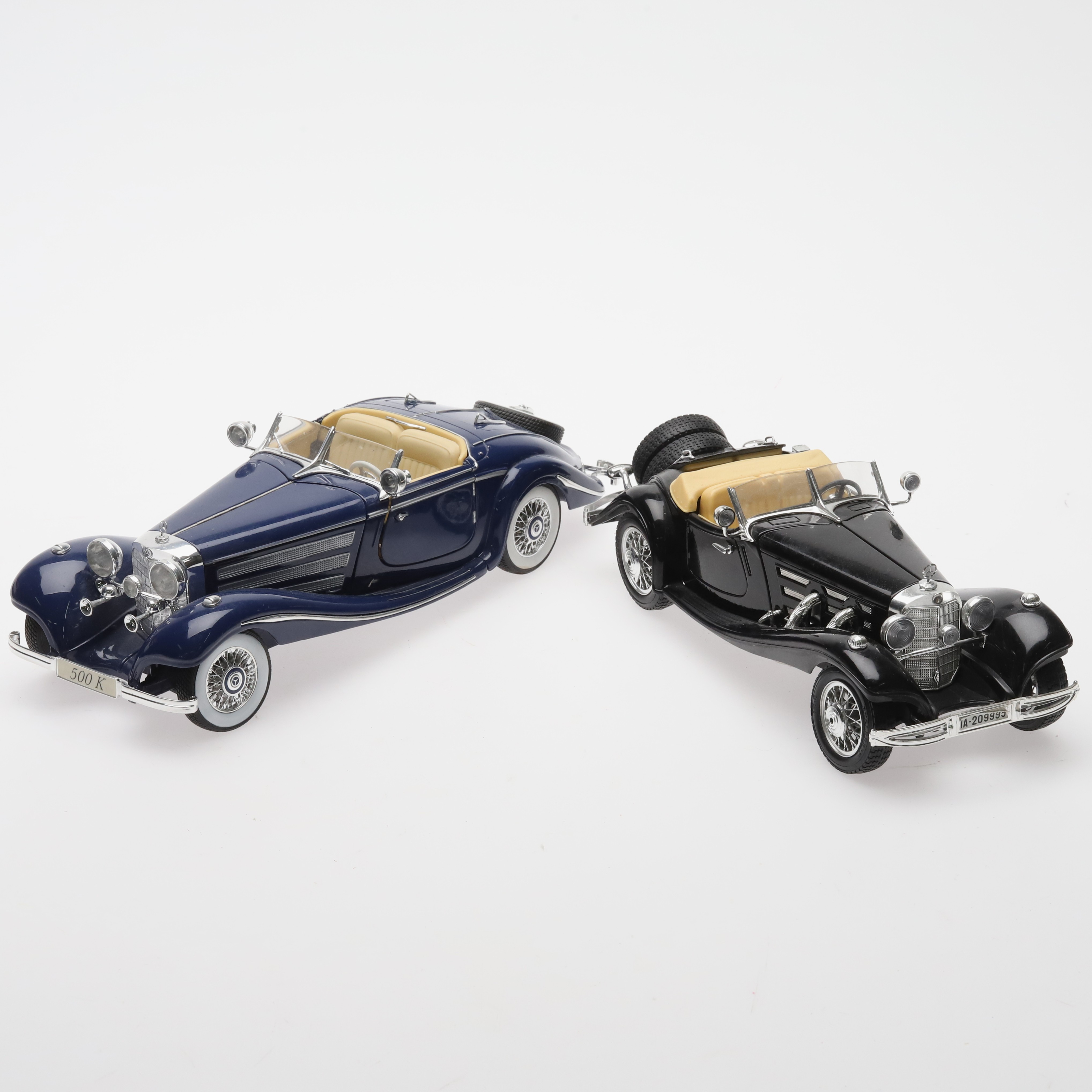 MODELLBILAR, Mercedes-Benz, 1936, Burango, Maisto, 2 st.