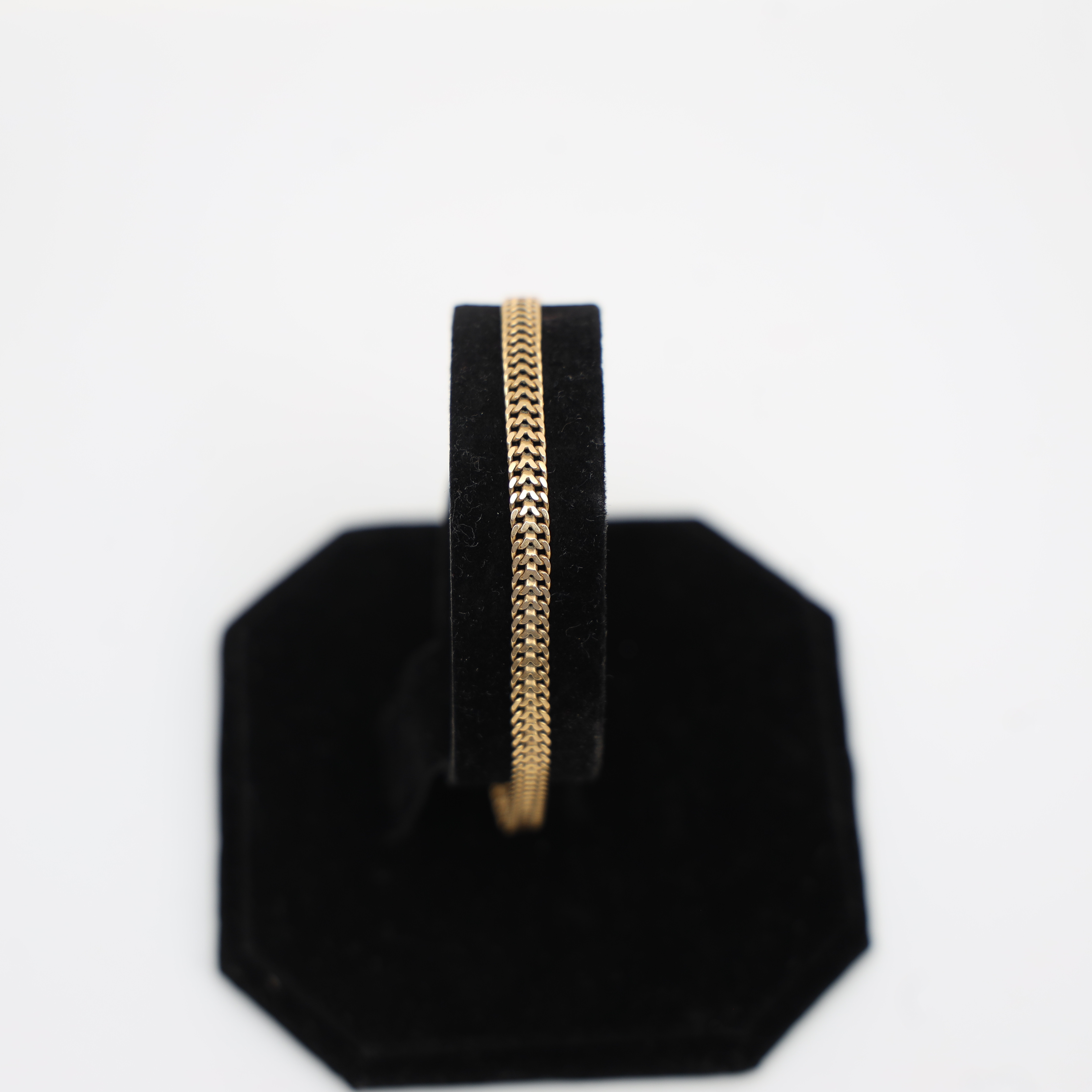 ARMBAND, 18k, guld, fiskbenslänk.