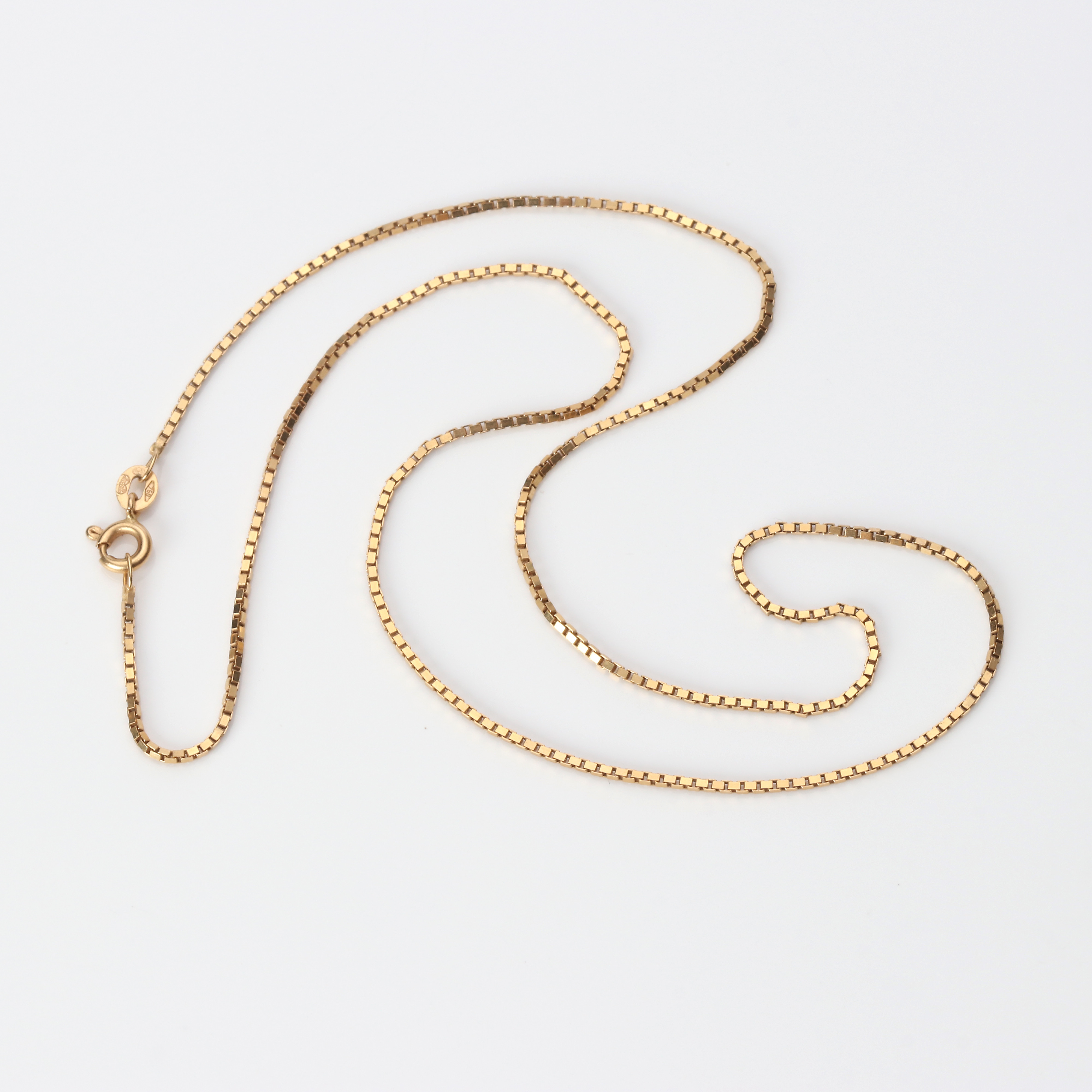 HALSBAND, VENETIALÄNK. 18k guld, Uno-a-erre, Italien, vikt ca 4,6 gram.