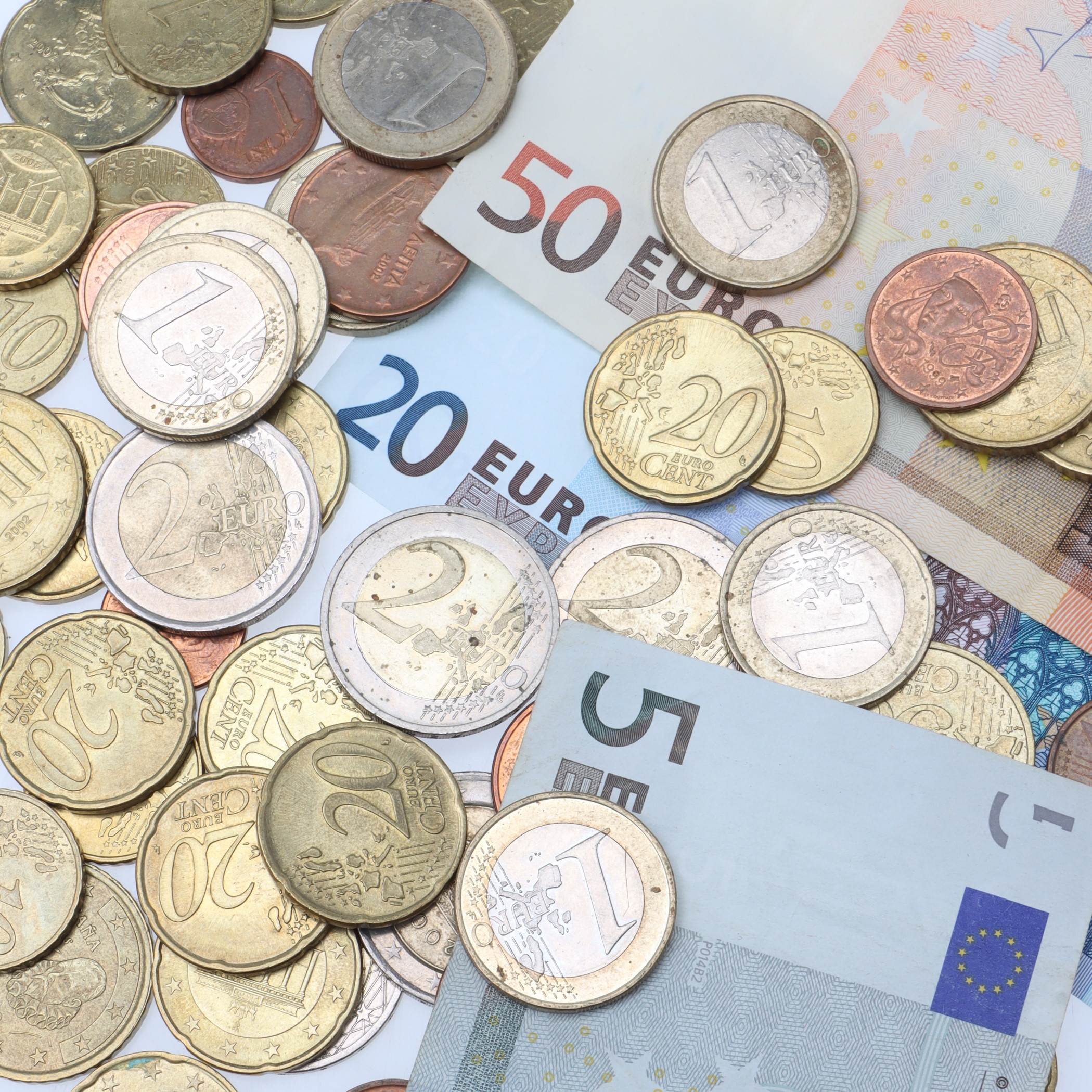 EURO, sedlar & mynt, nominellt värde ca 107 Euro.