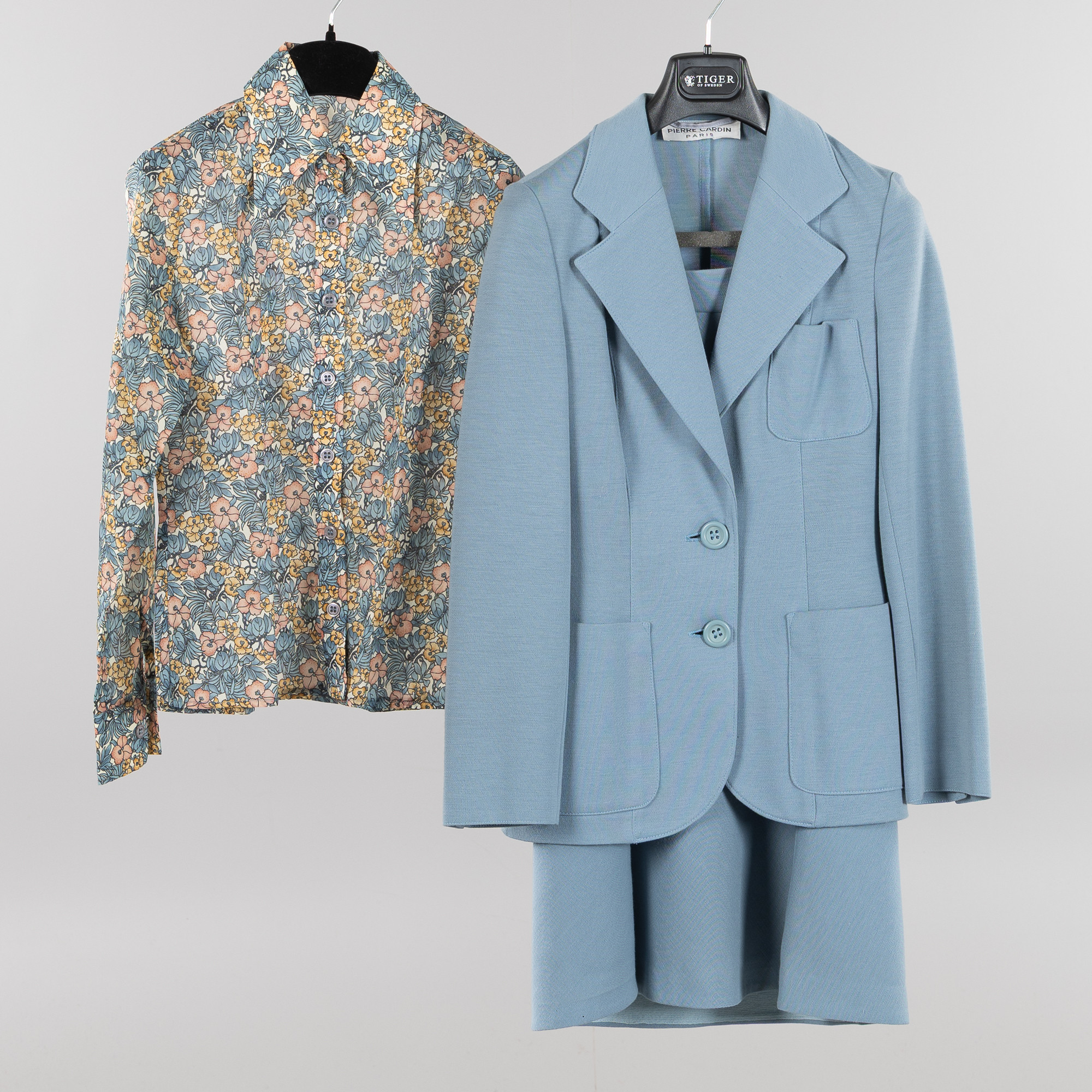 PIERRE CARDIN, kjol, kavaj & blus, fransk strl 40.