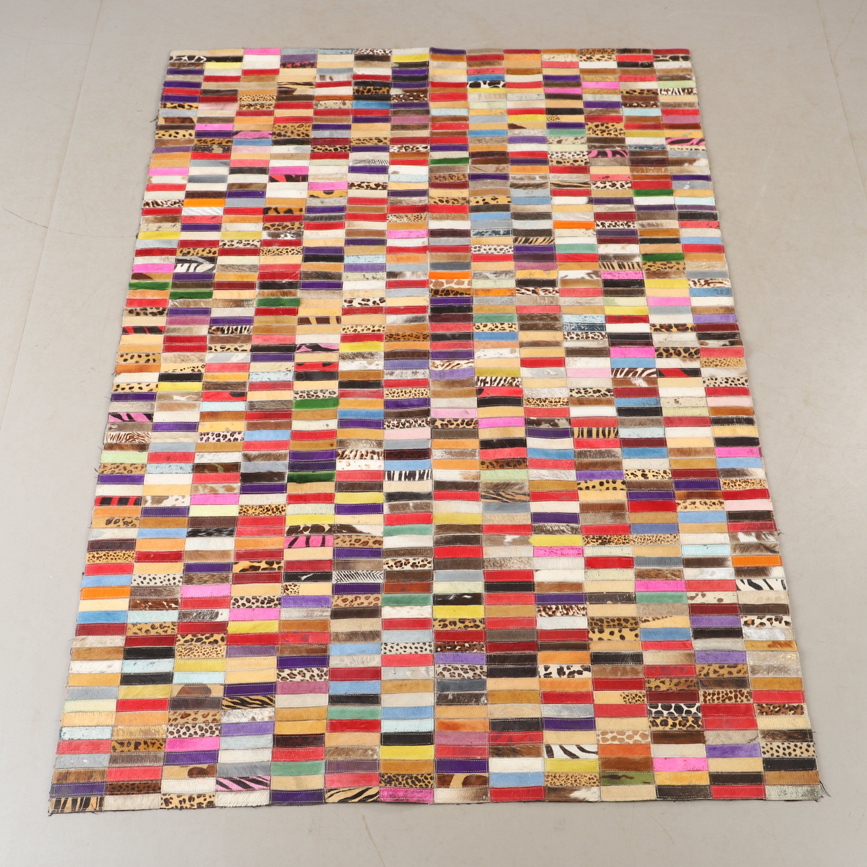 MATTA, skinn, 200 x 140 cm.