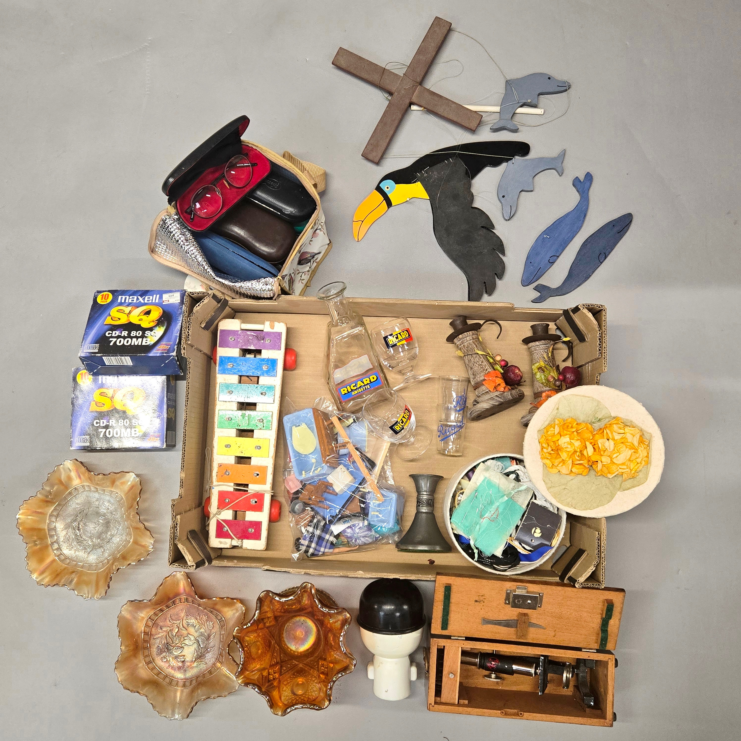 MIXED ITEMS. Miscellaneous - Miscellaneous - Auctionet