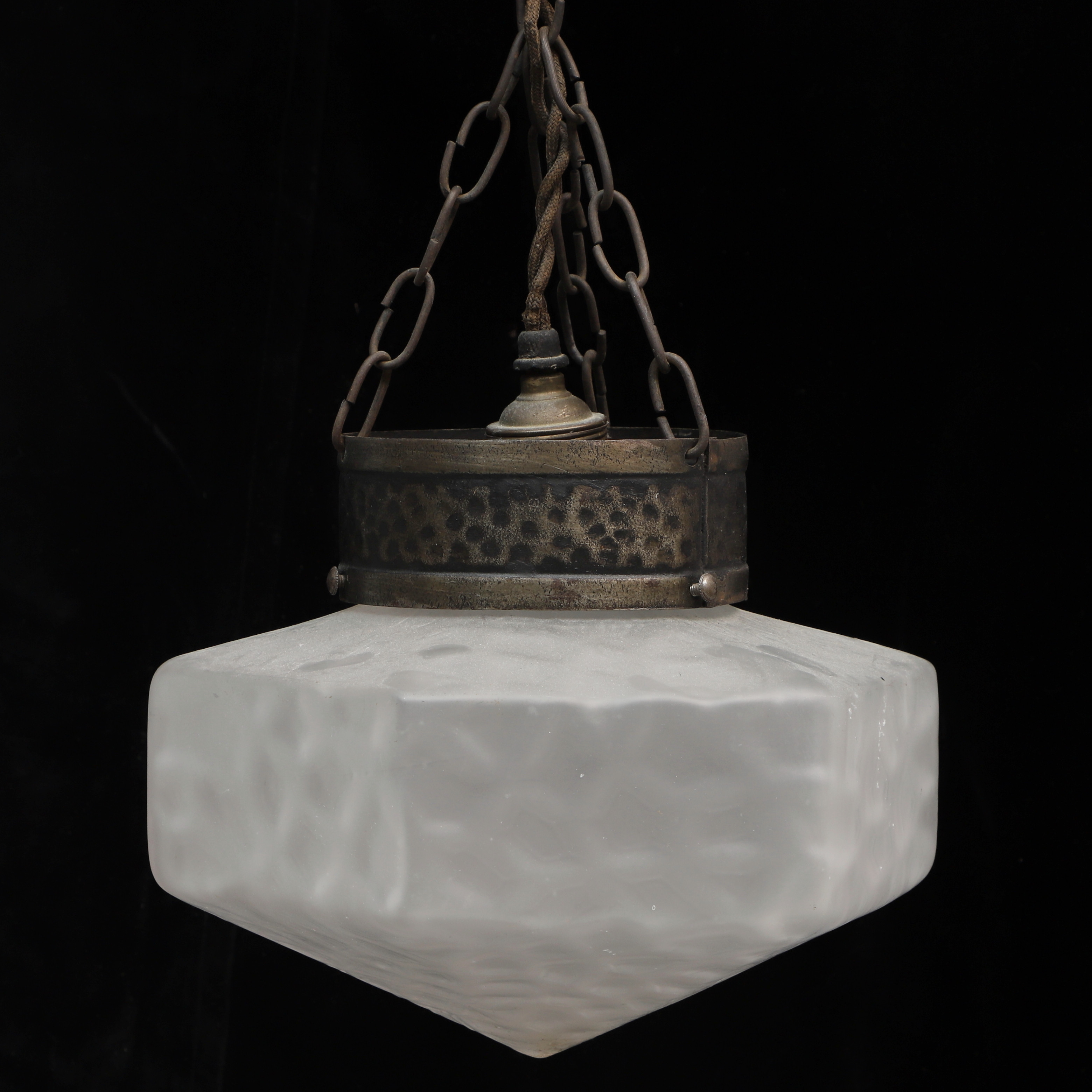 TAKLAMPA, frostat glas & metall, 1900-talets senare hälft.